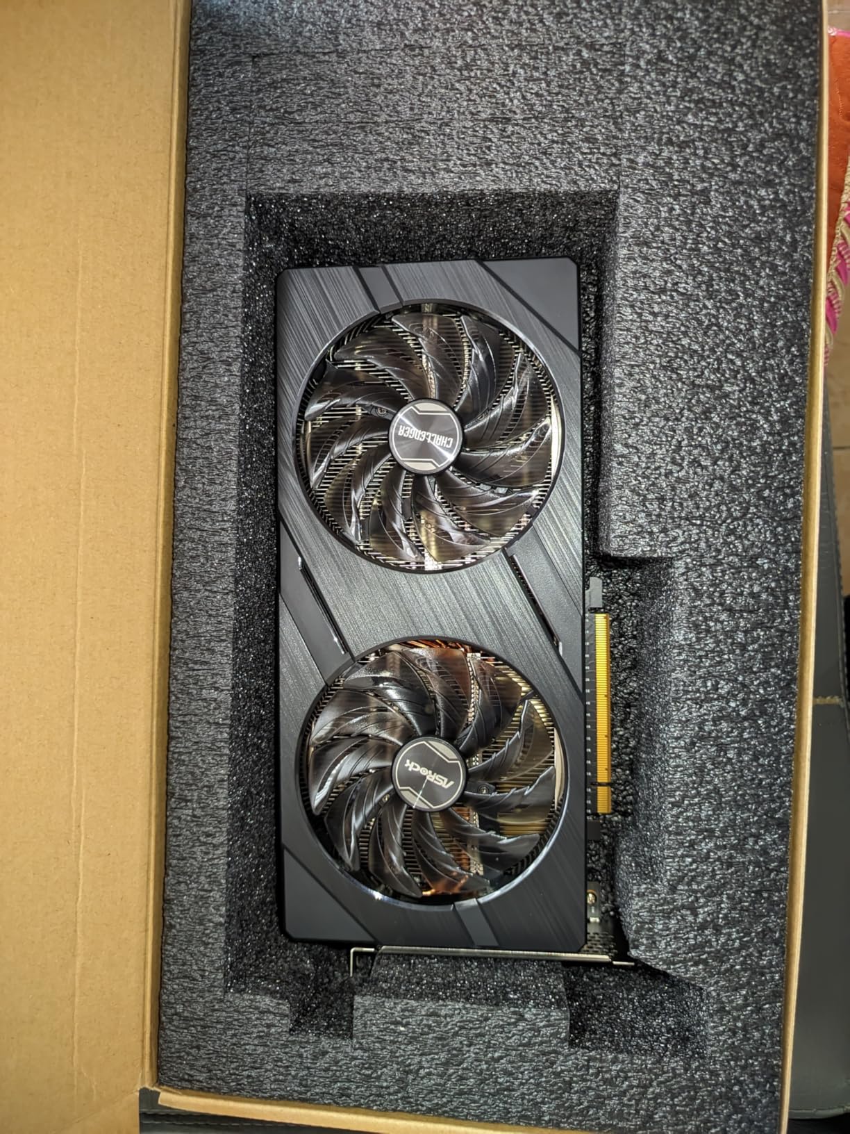 ASRock Intel Arc A770 Graphics Phantom Gaming 16G OC 2200 MHz 17.5 Gbps 256-bit GDDR6 7680x4320 DisplayPort HDMI 0dB Silent Cooling Video Card - Customer Photo 2