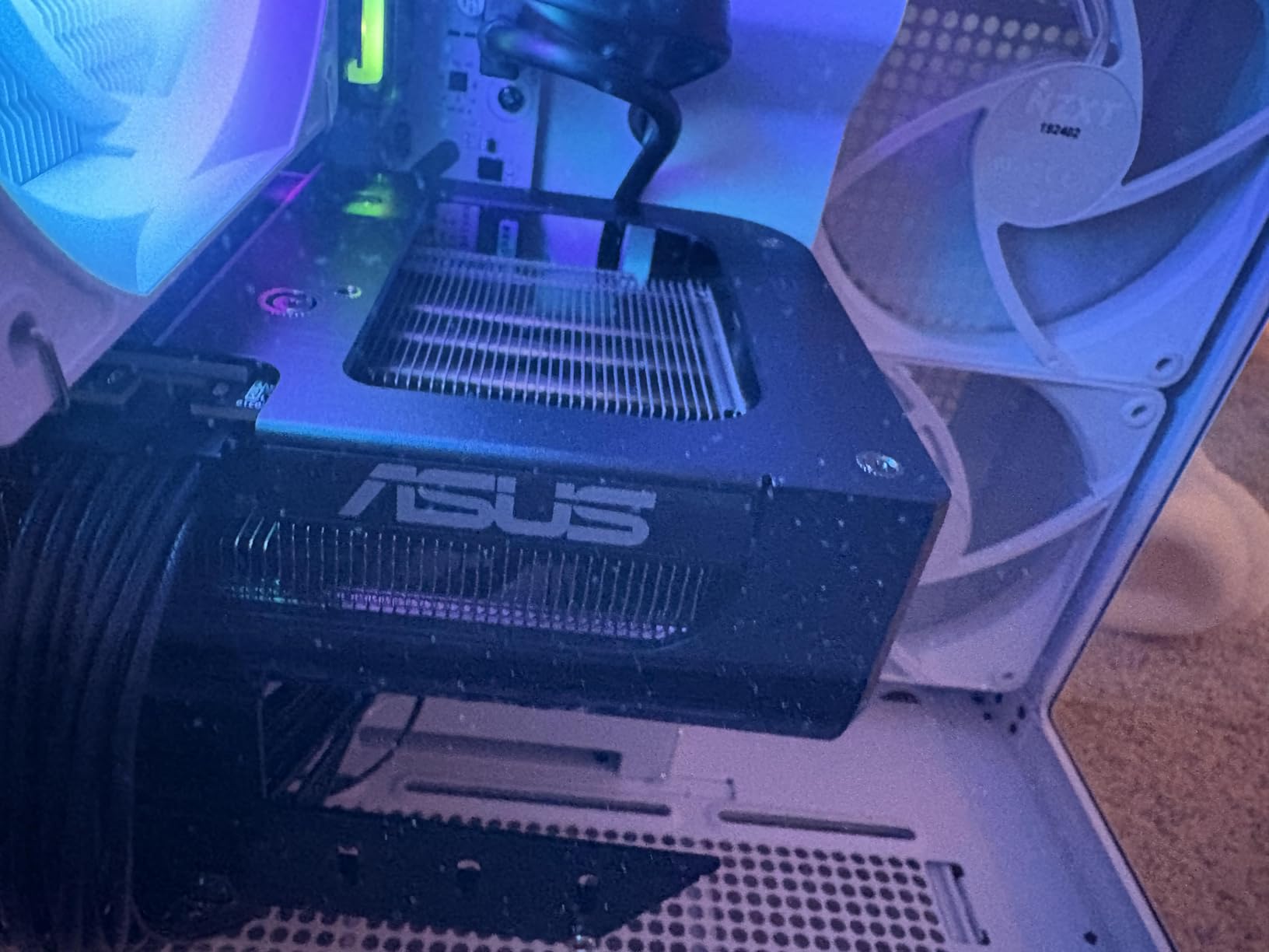 ASUS SFF-Ready Prime NVIDIA GeForce RTX 5070 Ti 16GB GDDR7 OC Edition Graphics Card (PCIe 5.0, HDMI/DP 2.1, 2.5-Slot, Axial-tech Fans, Dual BIOS), 3 Year Warranty customer photo 1
