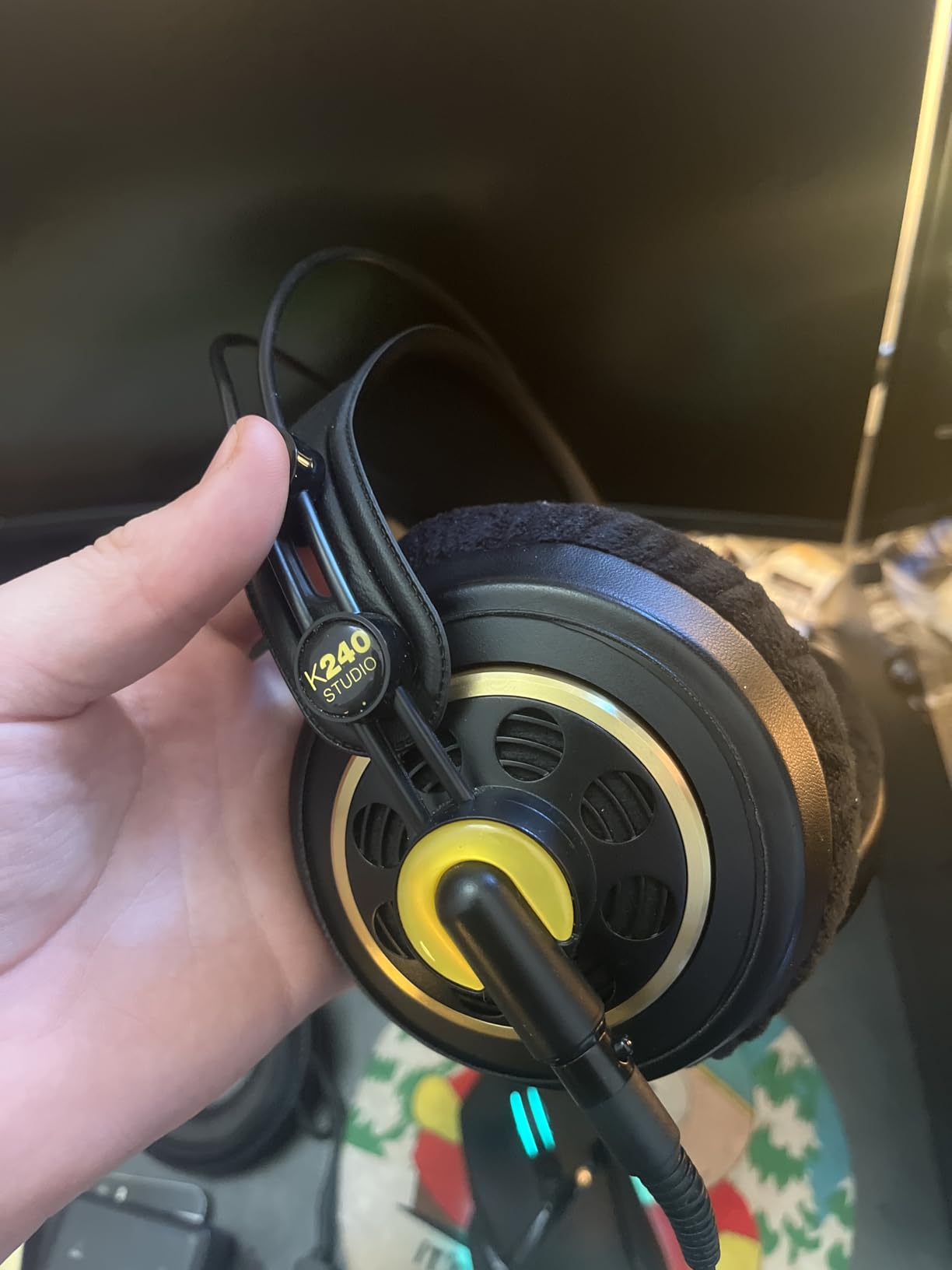 AKG K240STUDIO Semi-Open Studio Headphones customer photo 1