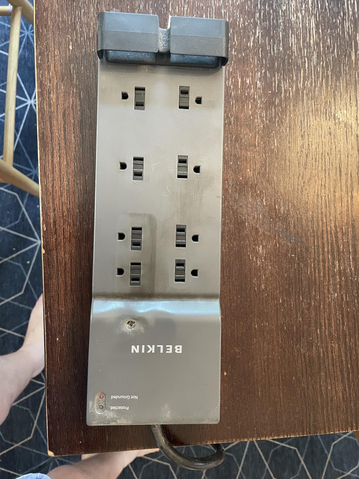 Belkin Power Strip Surge Protector with 8 Outlets, 6 ft Long Flat Plug Heavy Duty Extension Cord + Overload Protection for Home, Office, Travel, Compuer Desktop & Phone Charging Brick (3,550 Joules) customer photo 2