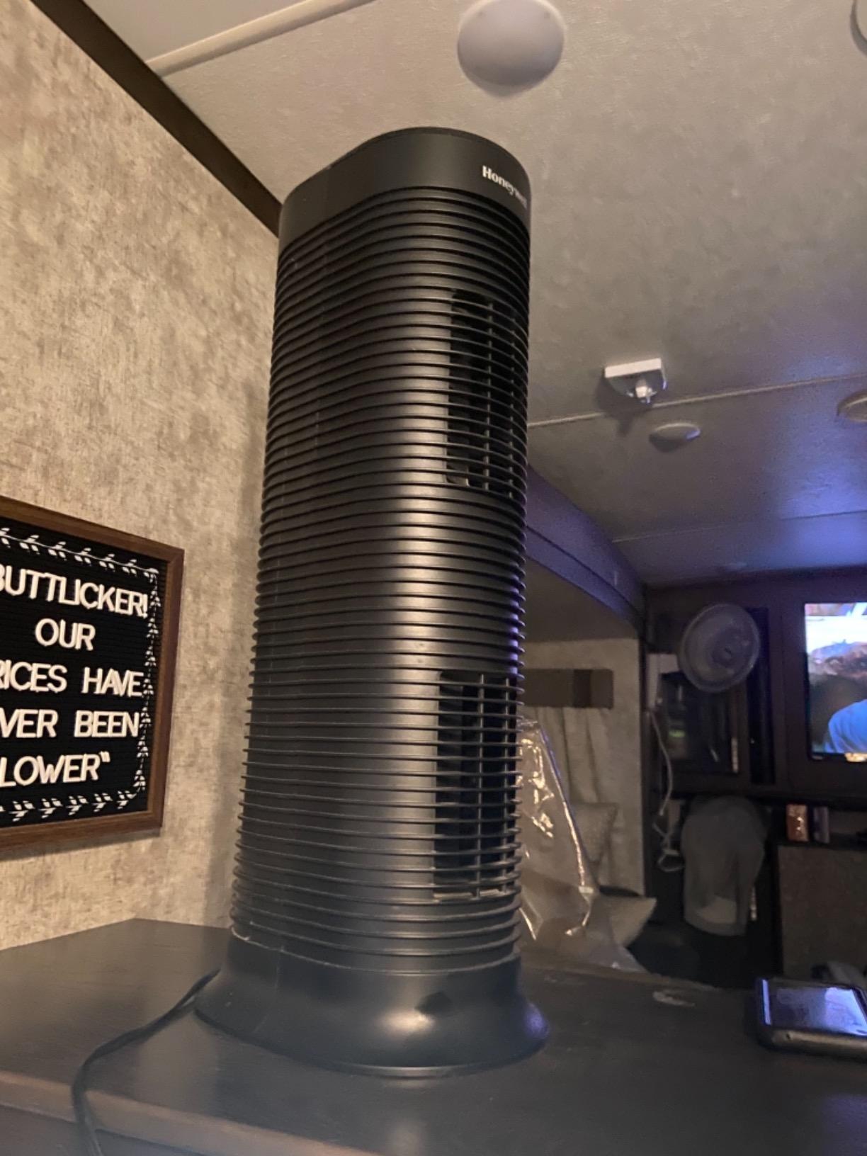 HPA160 HEPA Allergen Plus Tower Air Purifier, Allergen Reducer for Medium-Large Rooms (170 sq ft), Black - Wildfire/Smoke, Pollen, Pet Dander, and Dust Air Purifier customer photo 2