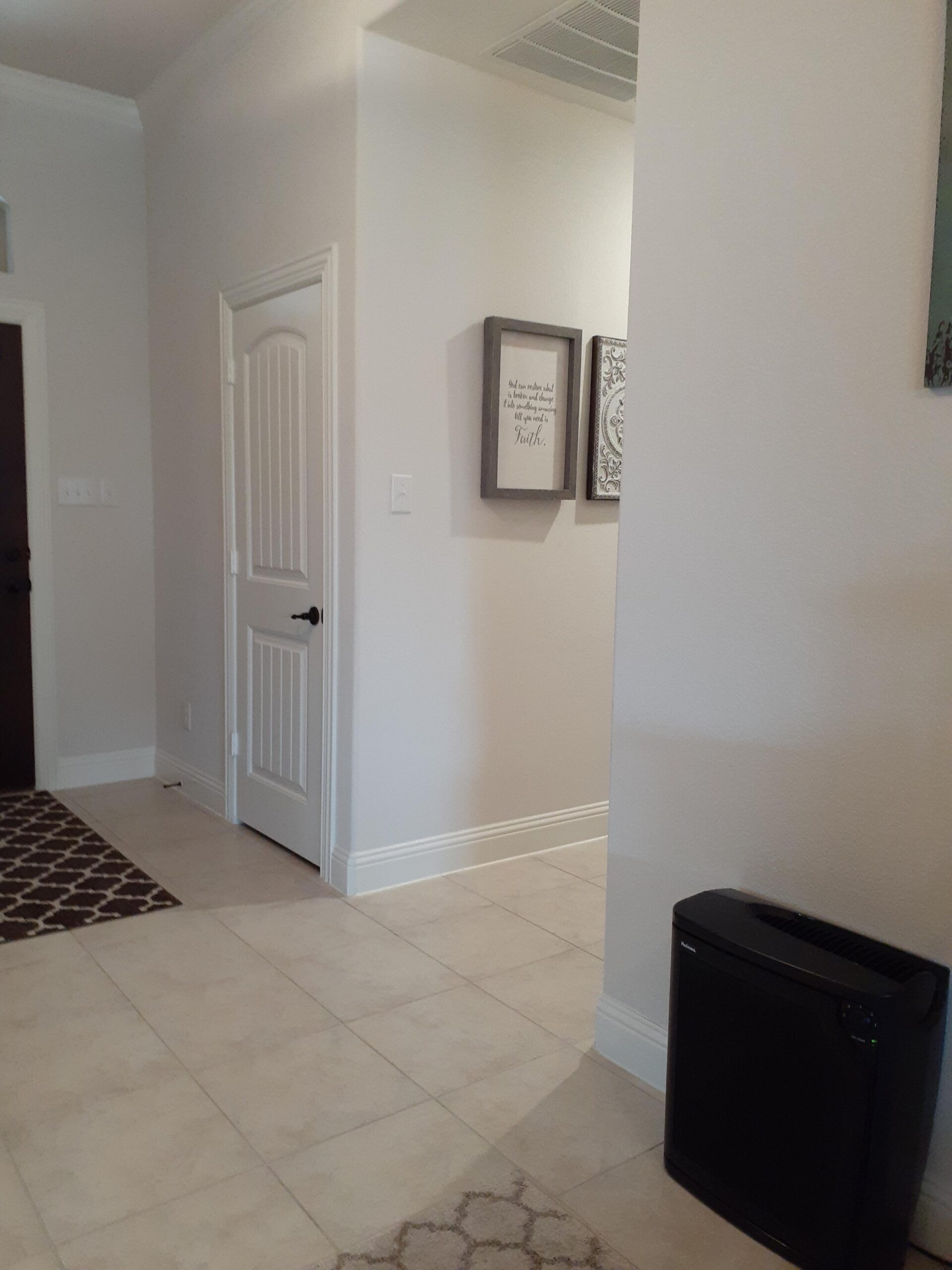 TRUE HEPA Console Air Purifier with Filter Life Monitor Bar and Quiet Operation | Large Room Air Cleaner - Black (HAP8650B-NU-2) customer photo 1