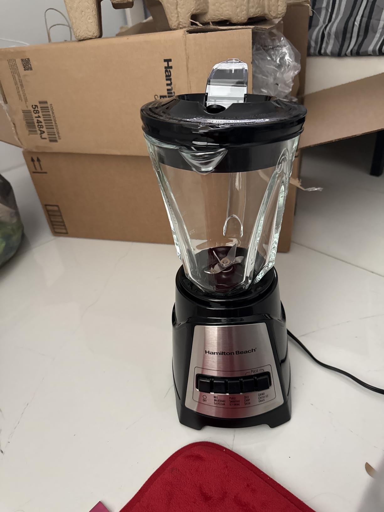 Hamilton Beach Power Elite Wave Action Blender For Smoothies, 40 Oz Glass Jar, 12 Functions, 700 Watts (58148A) customer photo 1
