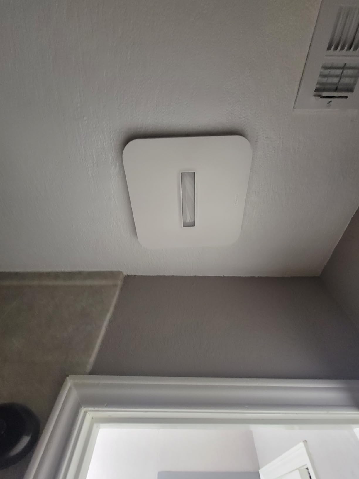 Broan-NuTone AE110LK Bathroom Exhaust Fan with Light, Easy Install, ENERGY STAR Certified, Powerful 110 CFM, Quiet 1.0 Sones, White customer photo 1
