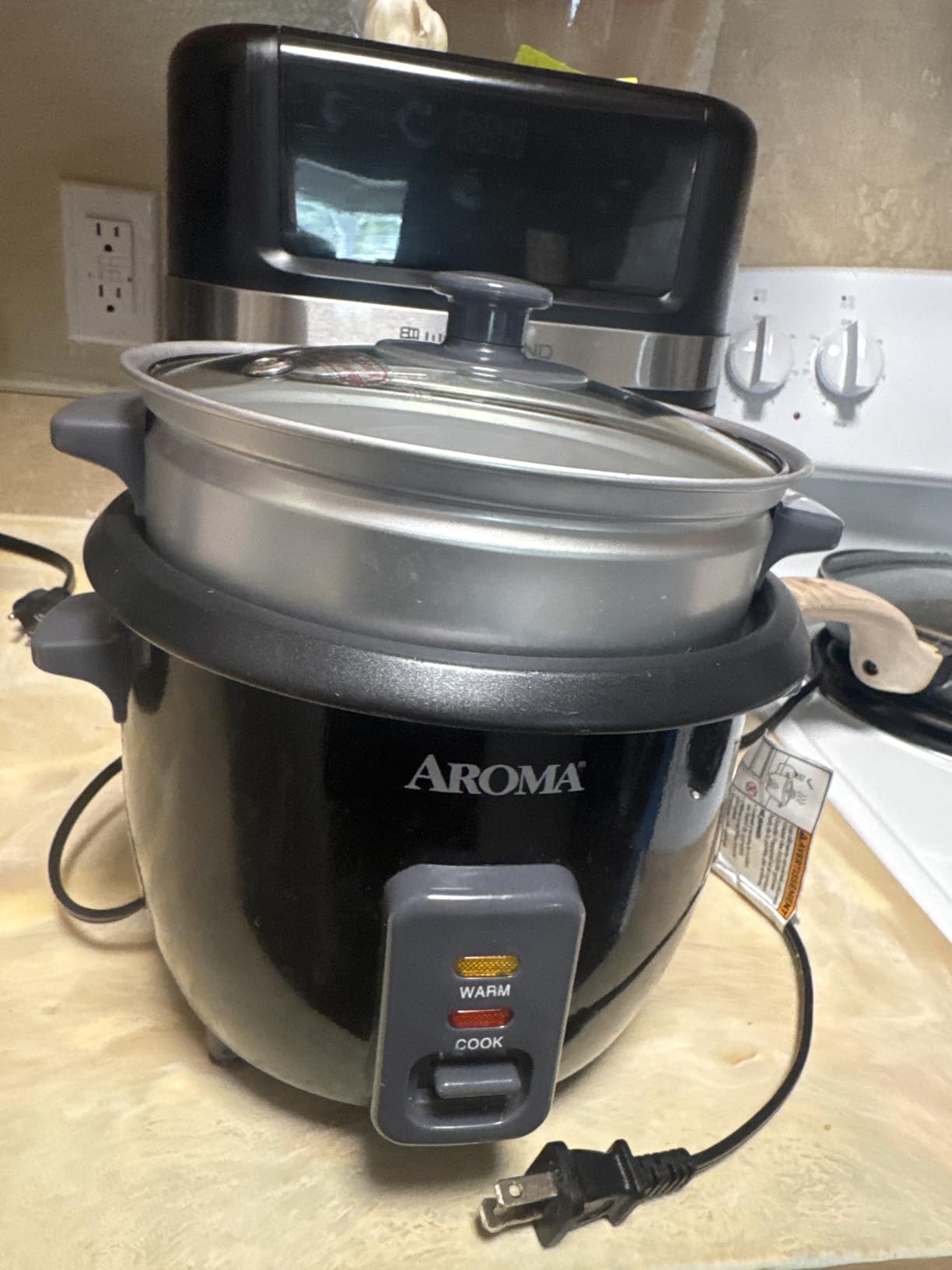 Aroma Housewares ARC-363-1NGB 3 Uncooked/6 Cups Cooked Rice Cooker, Steamer, Multicooker, 2-6 cups, Black customer photo 1