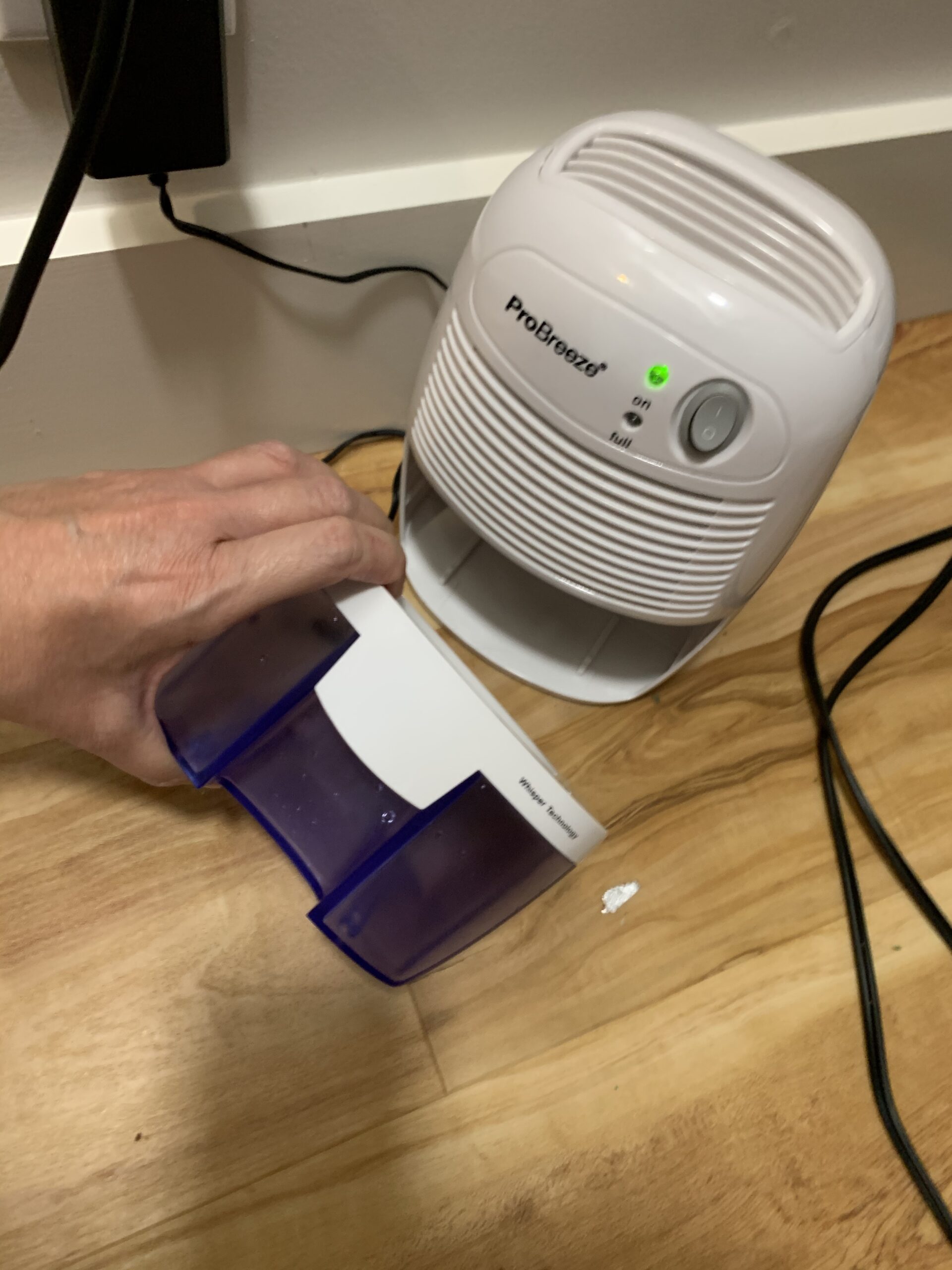 Pro Breeze Electric Mini Dehumidifier for Home (215 sq.ft) 17oz Capacity, Energy Efficient, No Noise, Compact and Portable for High Humidity in Kitchen, Bedroom, Bathroom, Basement, RV, Office, Garage customer photo 1