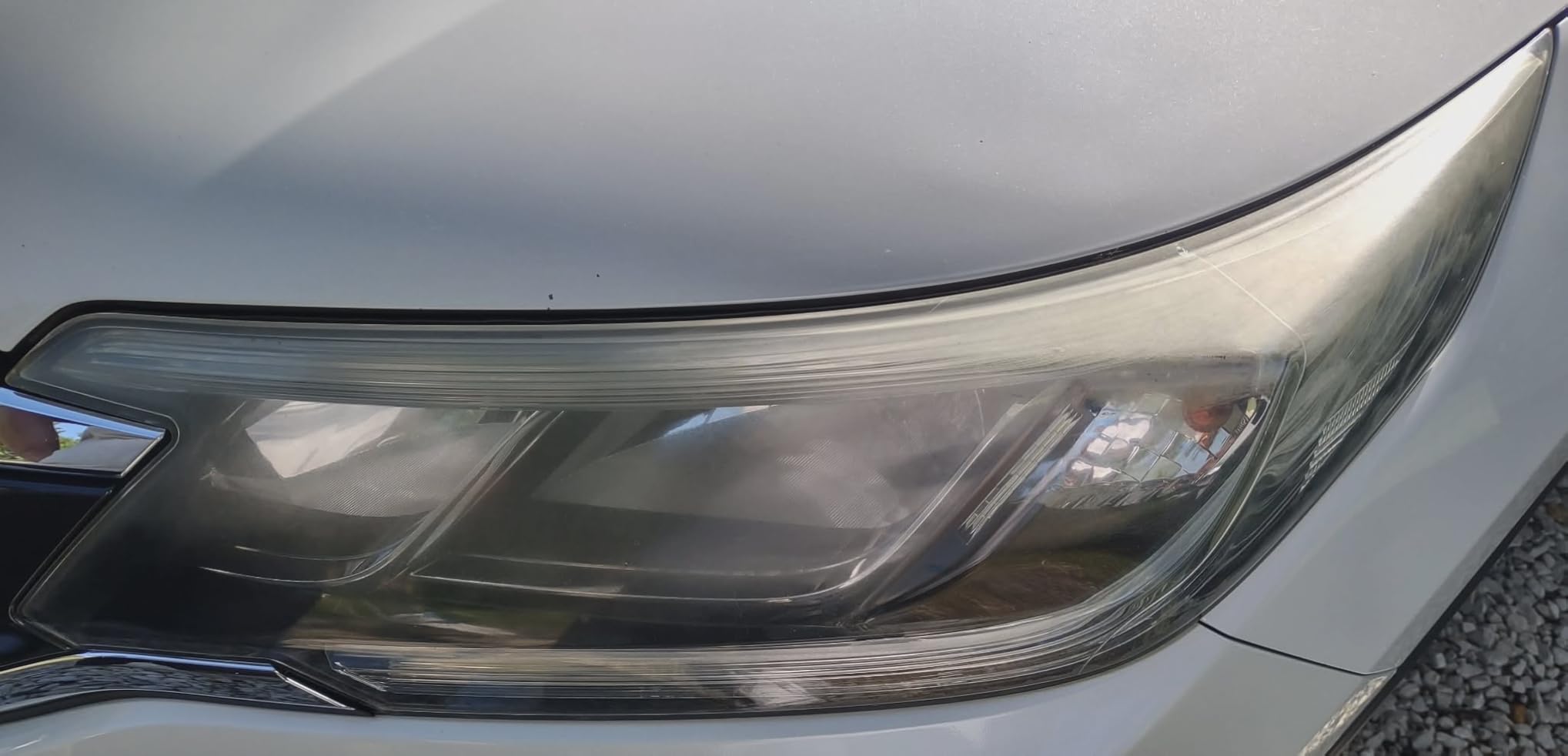 Meguiar's Two Step Car Headlight Restoration Kit, Headlight Cleaner Restores Clear Car Plastic and Protects from Re-Oxidation, Includes Coating and Cleaning Solution - 4 Count (1 Pack) customer photo 2