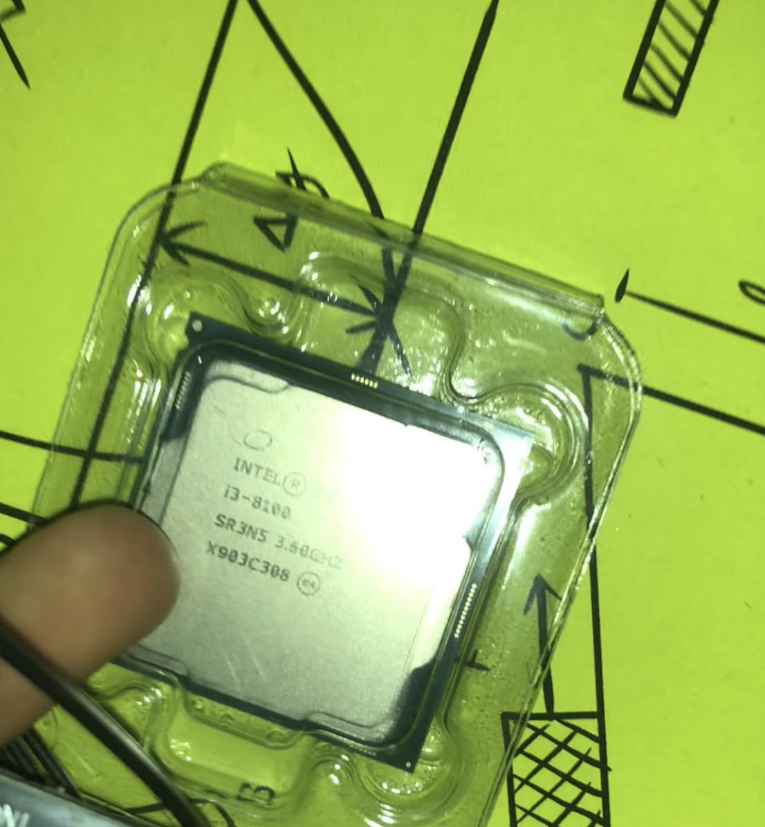 Intel Core i3-8100 8th Gen Desktop Processor (BX80684I38100) customer photo 1
