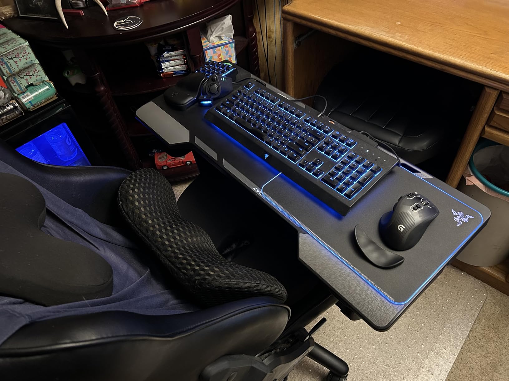 Razer Tartarus V2 Gaming Keypad: Mecha Membrane Key Switches - One Handed Keyboard - 32 Programmable Keys - Customizable Chroma RGB Lighting - Programmable Macros - Snap Tap - Black customer photo 2