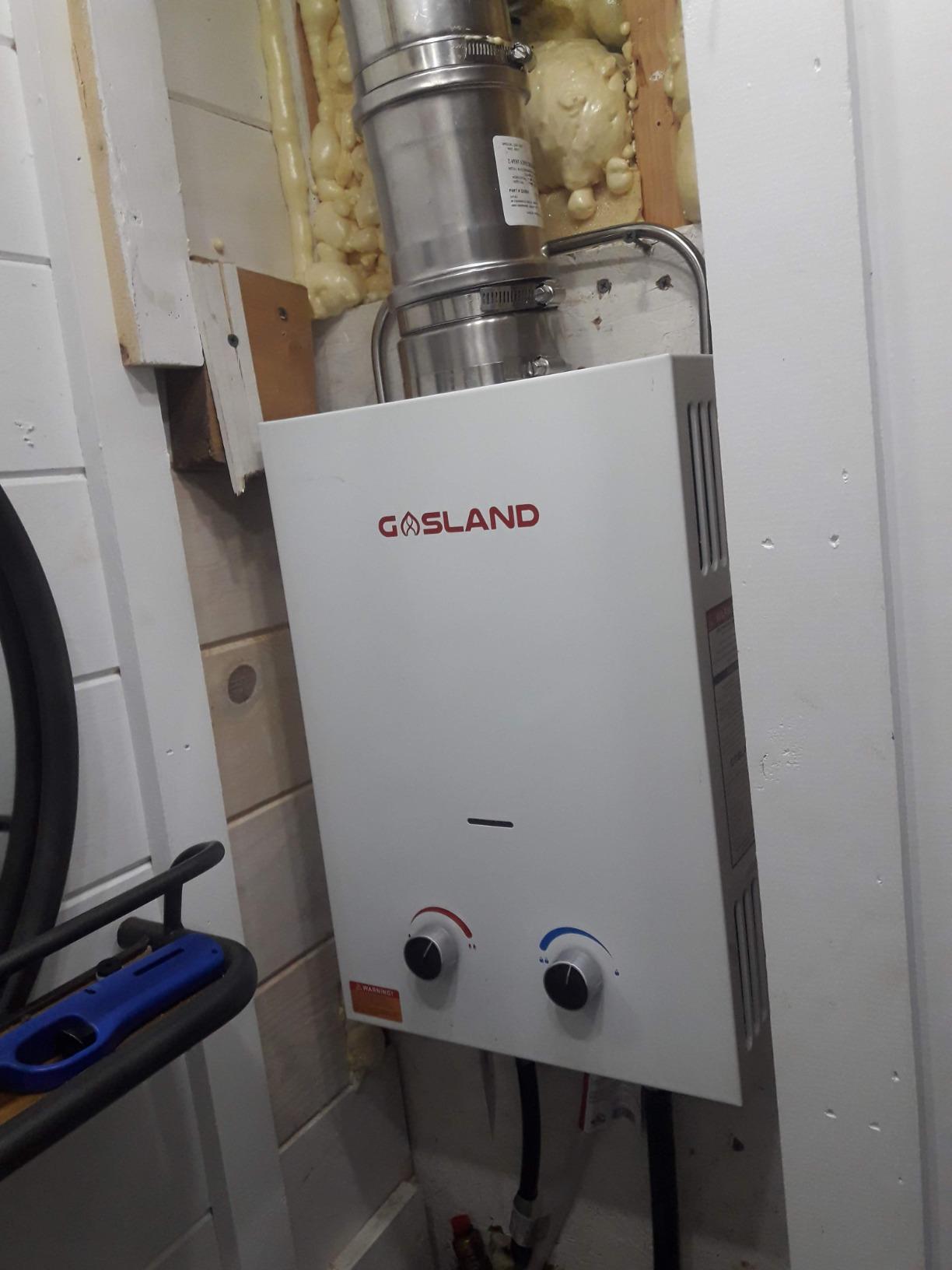 GASLAND BS158 Outdoor Portable Gas Water Heater 1.58GPM, 6L Propane Tankless Water Heater for RV Camping Cabin Boat, Overheating Protection, Easy to Install, White customer photo 2