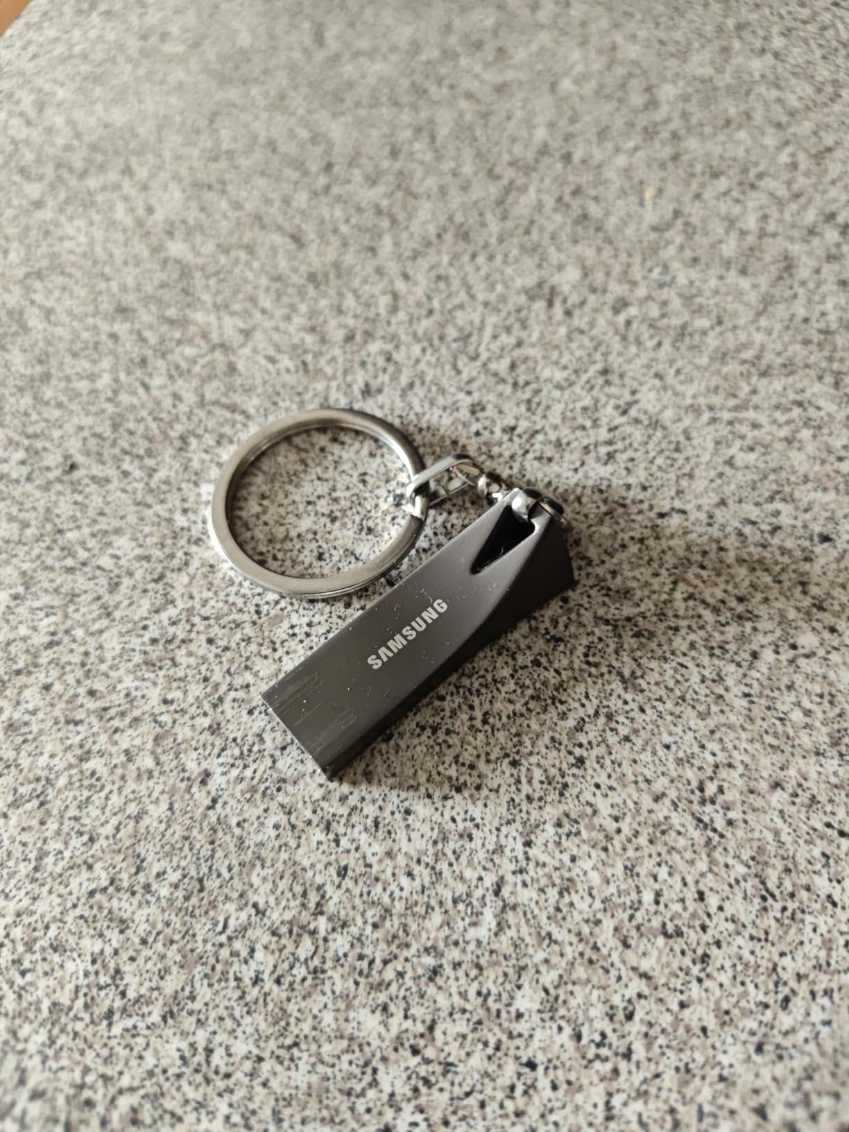 SAMSUNG BAR Plus 128GB USB 3.1 Flash Drive customer photo 1