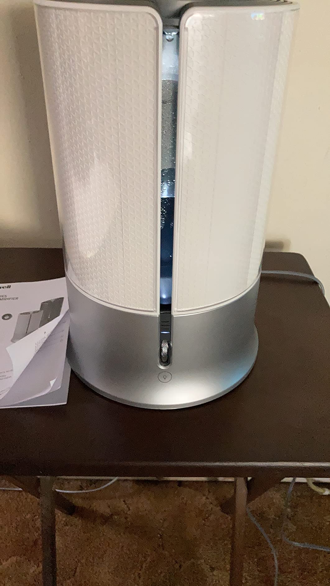 Designer Series Cool Mist Humidifier, Room Humidifiers, White customer photo 2