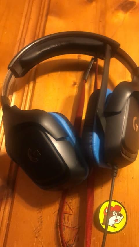 Logitech G432 Wired Gaming Headset, 7.1 Surround Sound, DTS Headphone:X 2.0, 50 mm Audio Drivers, USB and 3.5 mm Jack, Flip-to-Mute Mic, PC, Black customer photo 2