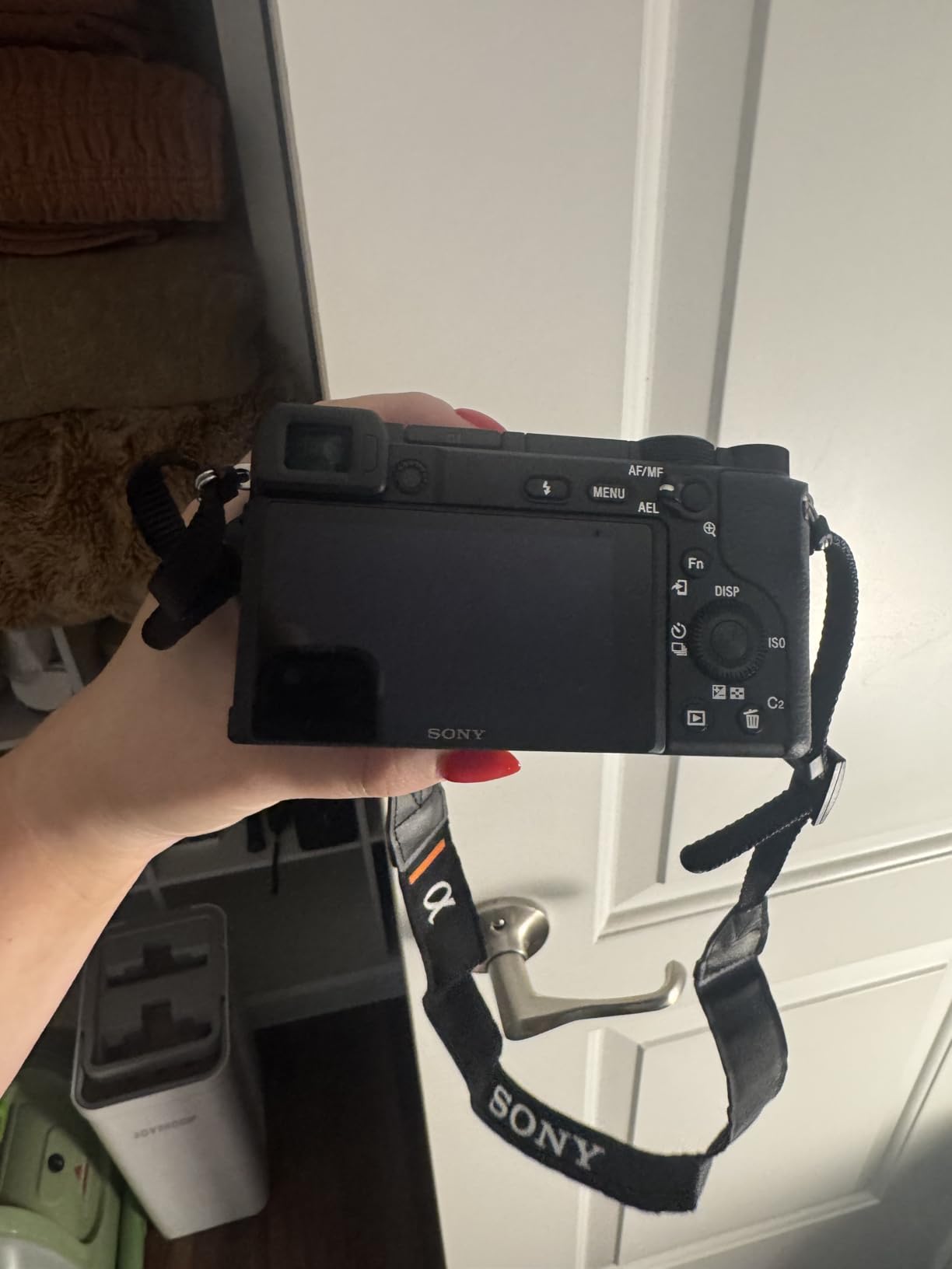 Sony Alpha a6400 APS-C Mirrorless Camera with 16-50mm Lens customer photo 1