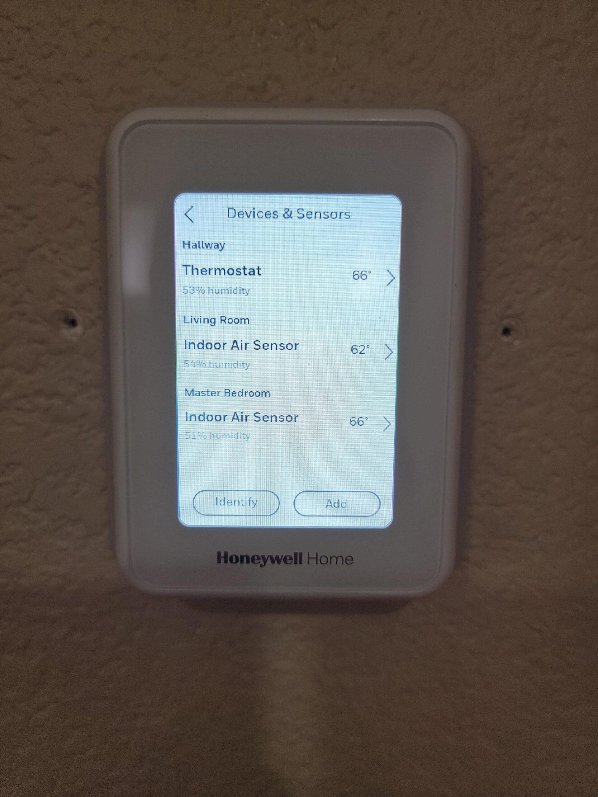 T9 WiFi Smart Thermostat with 1 Smart Room Sensor, Touchscreen Display, White customer photo 1