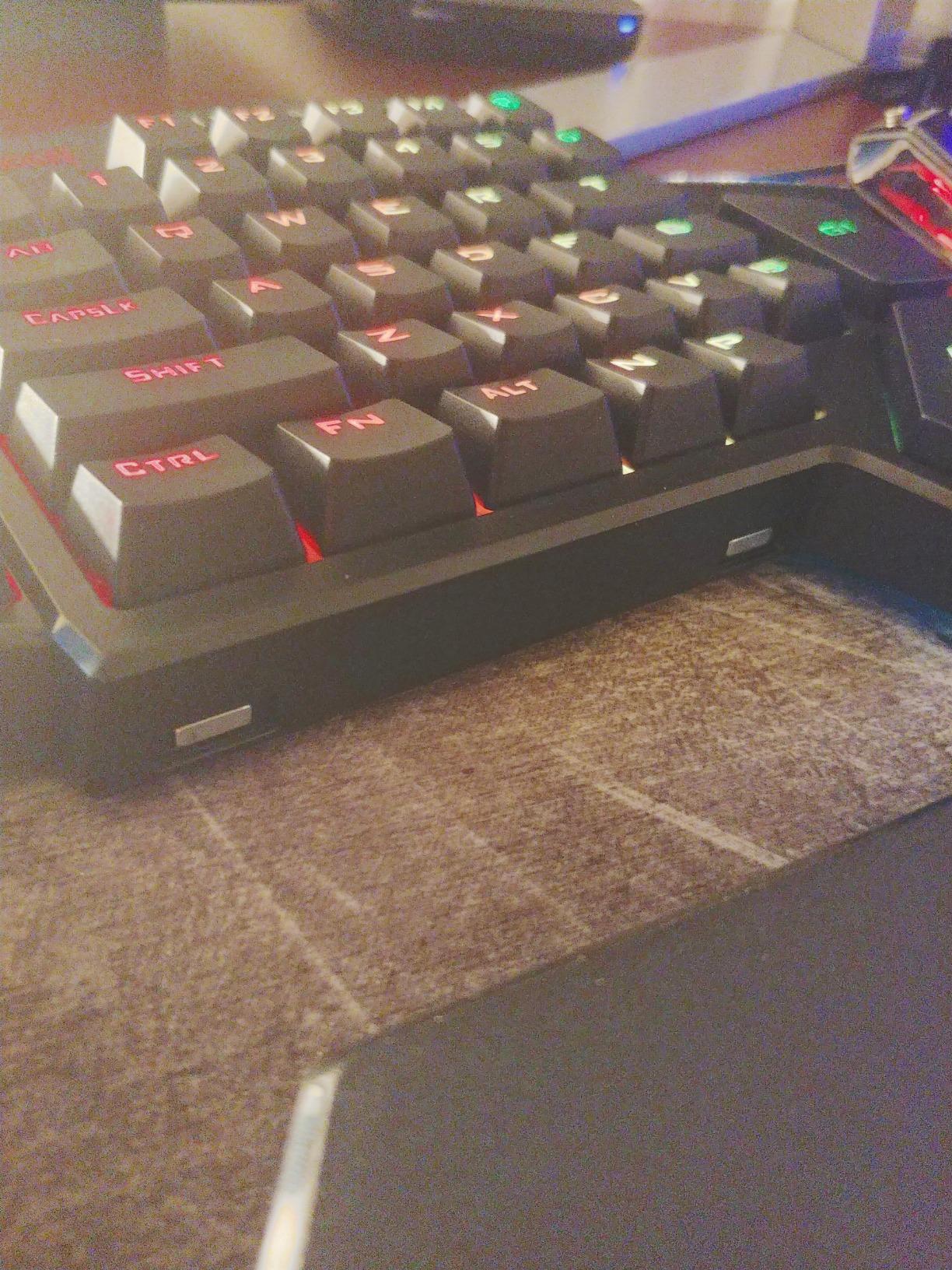 Redragon K585 DITI Wired One-Handed RGB Mechanical Gaming Keyboard, 42 Keys Type-C Professional Gaming Keypad w/Upgraded Hot-Swappable Socket, 7 Onboard Macro Keys & Detachable Wrist Rest customer photo 2