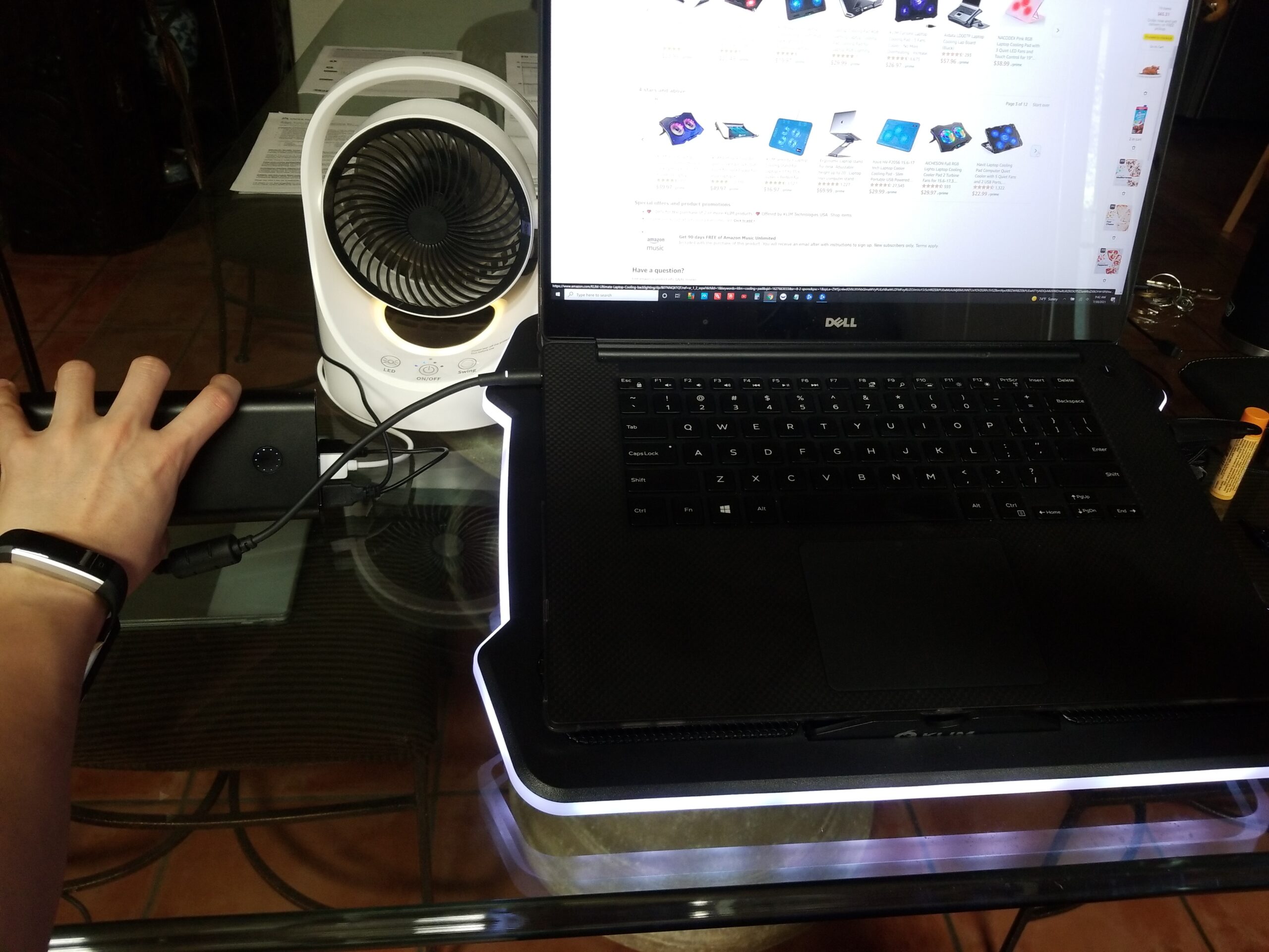 KLIM Ultimate - RGB Laptop Cooling Pad with LED Rim - Gaming Laptop Cooler - USB Powered Fan - Very Stable and Silent Laptop Stand - Compatible up to 17 inch - PC Mac PS5 PS4 Xbox One customer photo 2