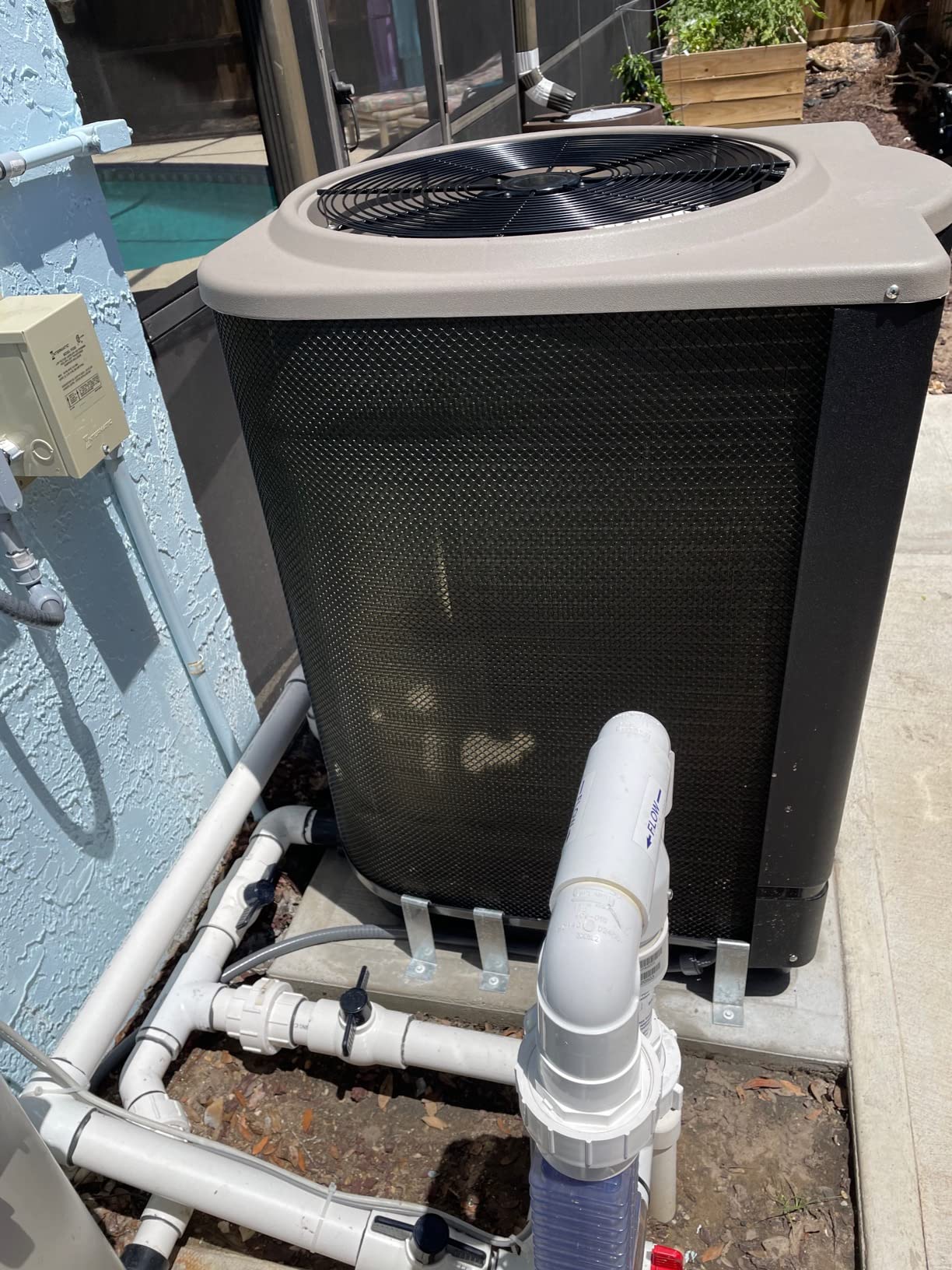 Hayward W3HP21404T HeatPro 140,000 BTU Pool Water Heater Heat Pump for In-Ground Pools customer photo 1