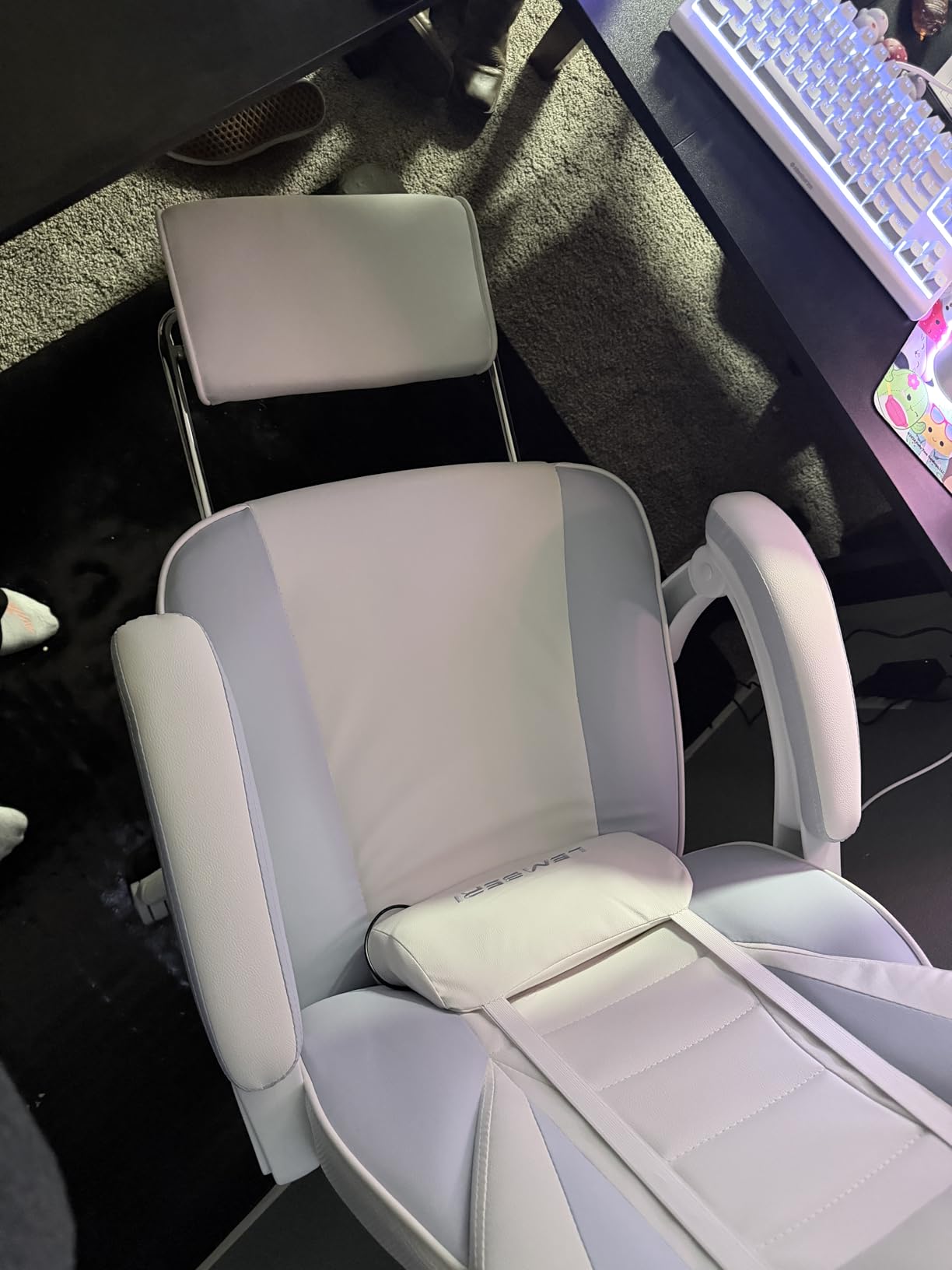 LEMBERI Gaming Chair with Footrest, Ergonomic Video Game Chair for Adults, Big and Tall Chair 400lb Weight Capacity, Racing Style Computer Gamer Chair with Headrest and Lumbar Support, PU Leather customer photo 1