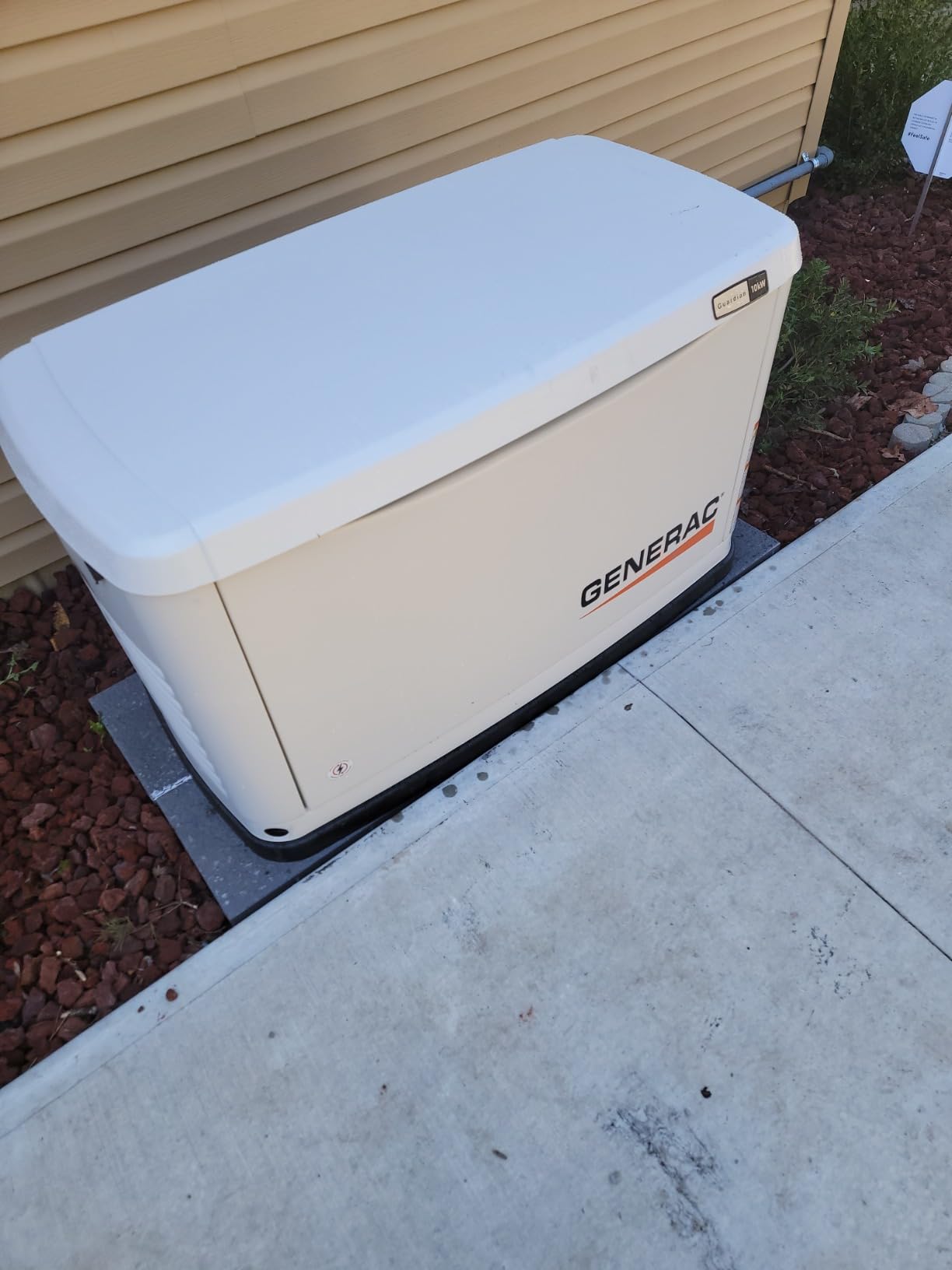 Generac Guardian 10kW Home Standby Generator with 100 Amp Transfer Switch - Automatic Whole House Backup Power, WiFi Enabled, Natural Gas or Liquid Propane customer photo 2