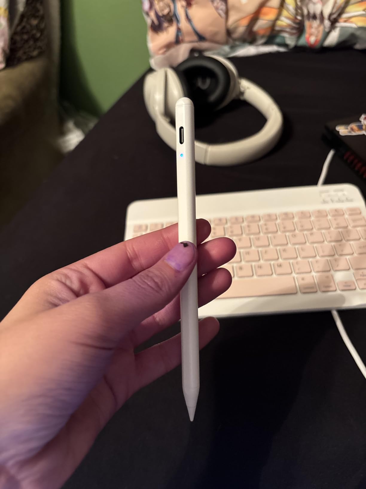 JAMJAKE Stylus Pen for iPad 6-11th Gen 2X Fast Charge, Palm Rejection-White customer photo 1