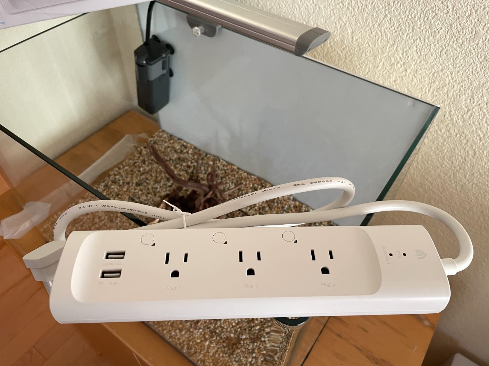 Kasa Smart Plug Power Strip KP303, Surge Protector with 3 Individually Controlled Smart Outlets and 2 USB Ports, Works with Alexa & Google Home, No Hub Required, White customer photo 2
