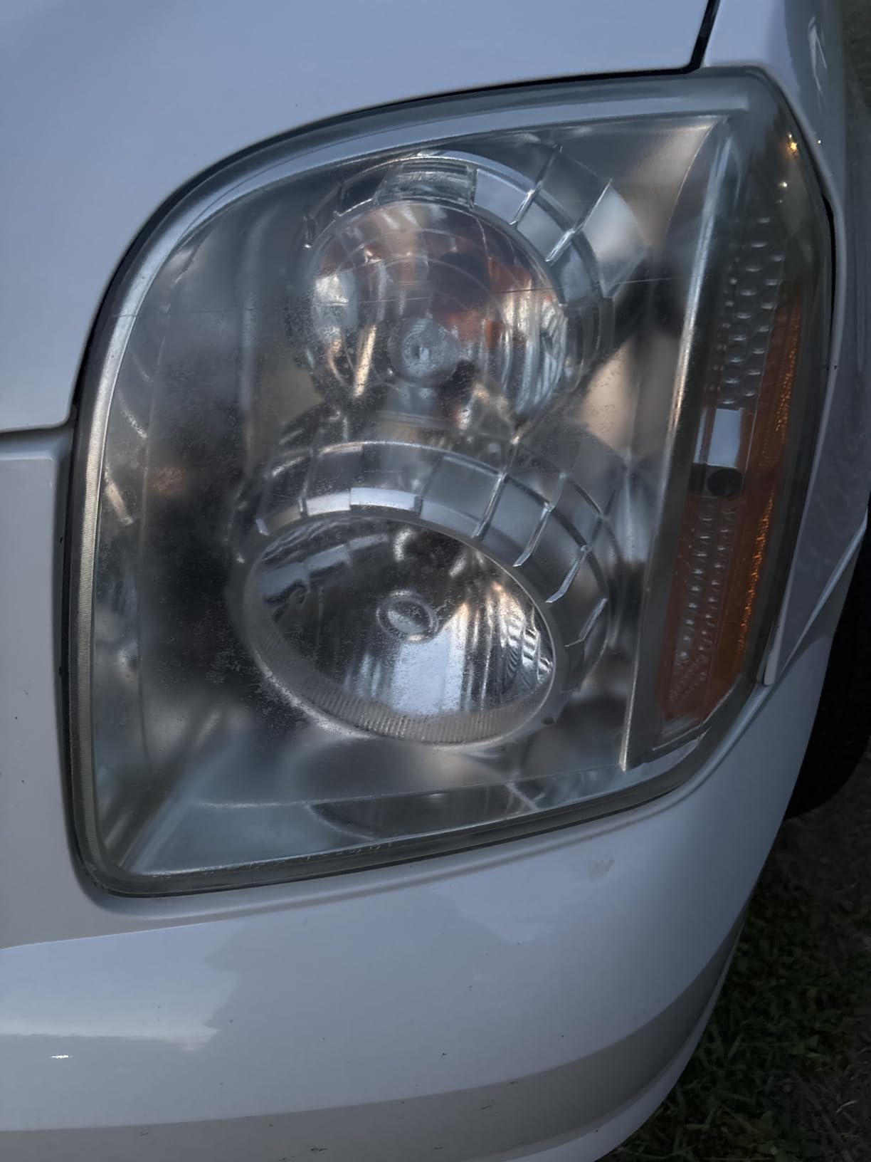 CERAKOTE Ceramic Headlight Restoration Kit - Guaranteed To Last As Long As You Own Your Vehicle - Brings Headlights Back to Like New Condition - No Power Tools Required - 10 Wipe Kit customer photo 1