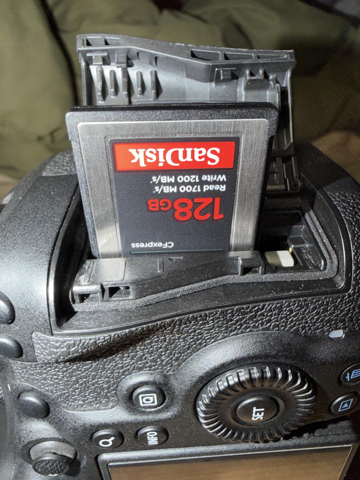 SANDISK 256GB Extreme PRO CFexpress Card Type B - SDCFE-256G-GN4NN customer photo 2