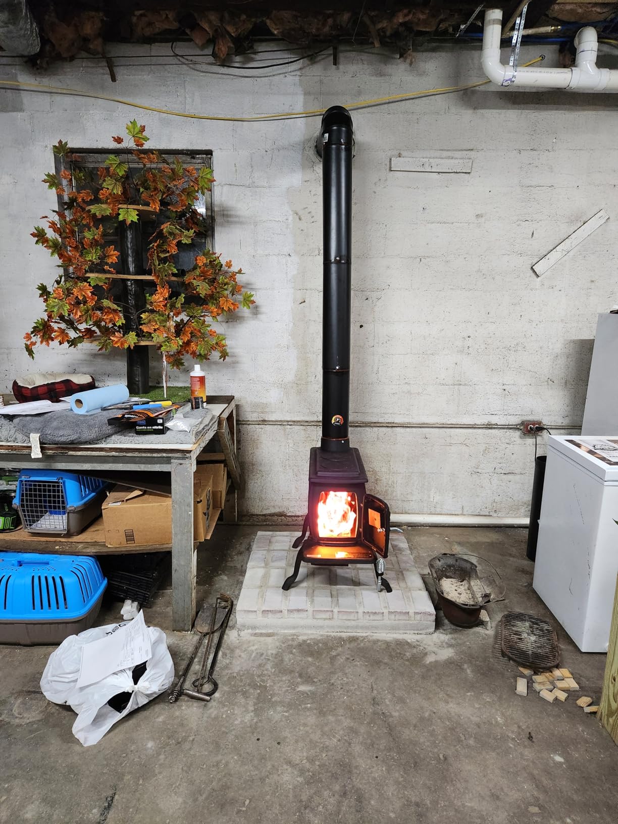 US Stove Company Cast Iron Wood Stove with Cool Touch Safety Handle, Heats up to 54,000 BTUs customer photo 2
