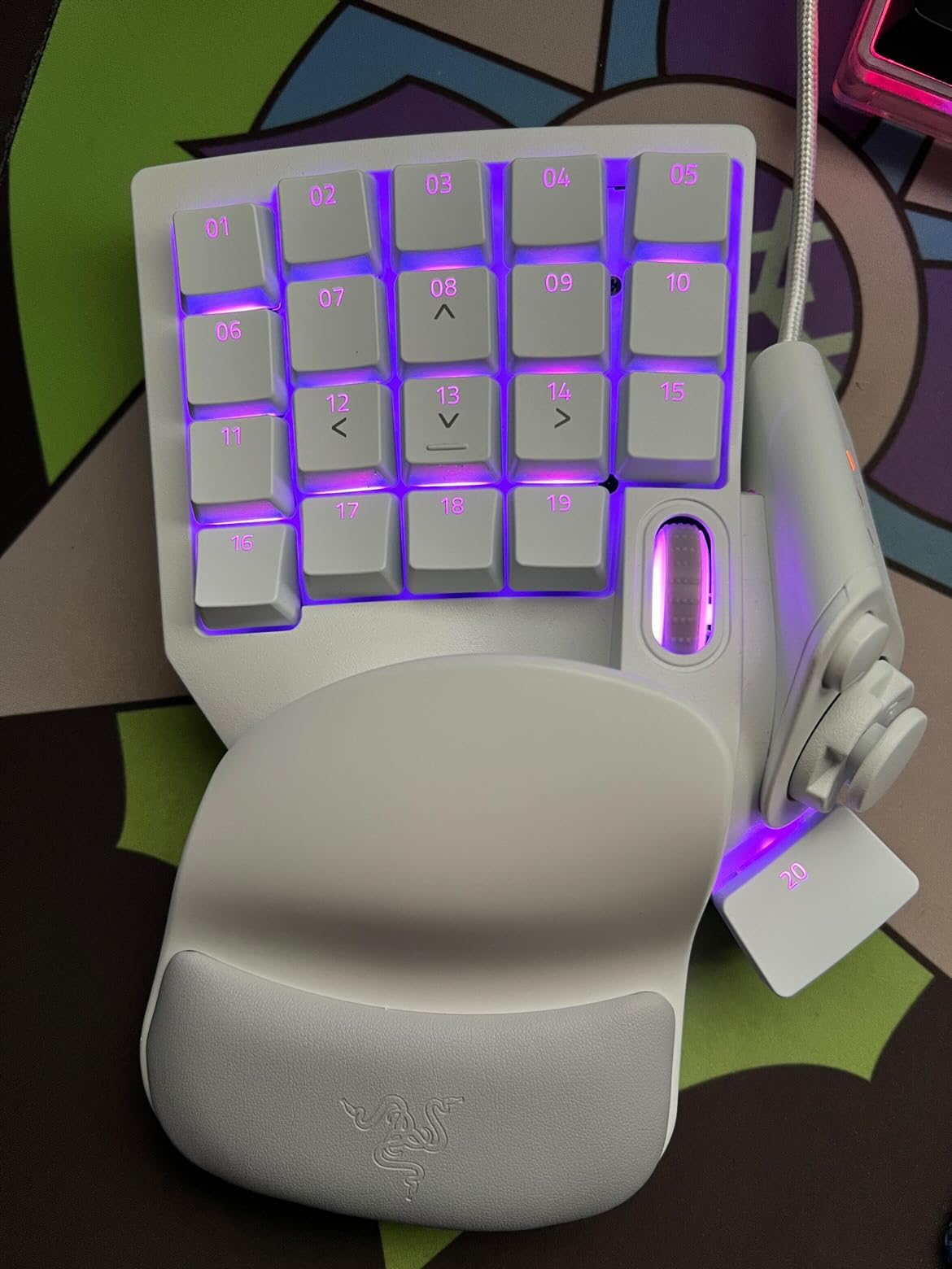 Razer Tartarus Pro Gaming Keypad: Analog-Optical Key Switches, USB Mini Wired Gaming Keyboard, Macro Pad for PC Gaming, Compatible with Windows or Mac Computer (Renewed) customer photo 1