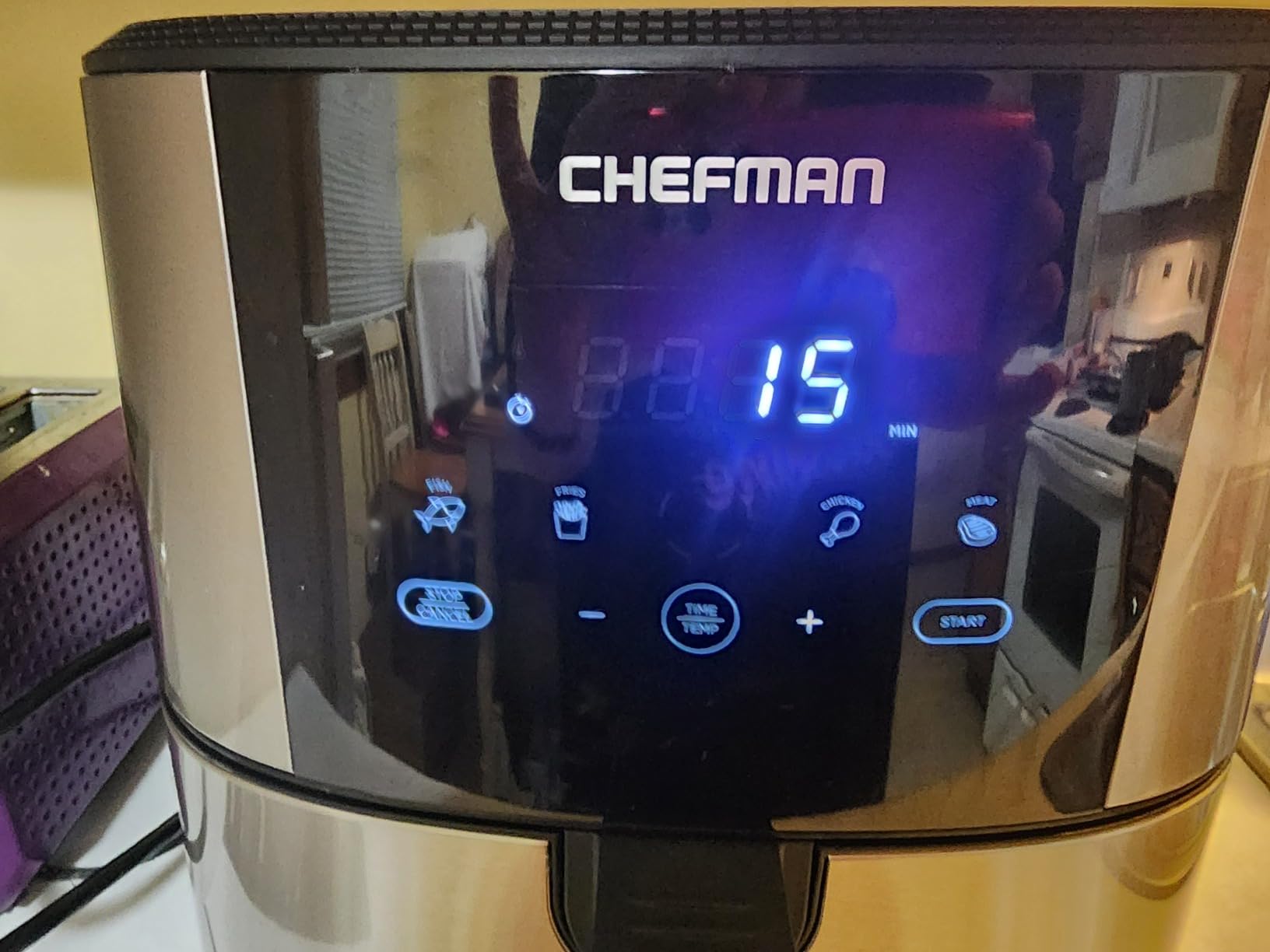 Chefman Air Fryer 8 Qt | TurboFry® 4-in-1 with 450°F Hi-Fry Option for Crispier Results | Bake, Dehydrate, Frozen | XL Nonstick Dishwasher-Safe Basket | Stainless Steel customer photo 1