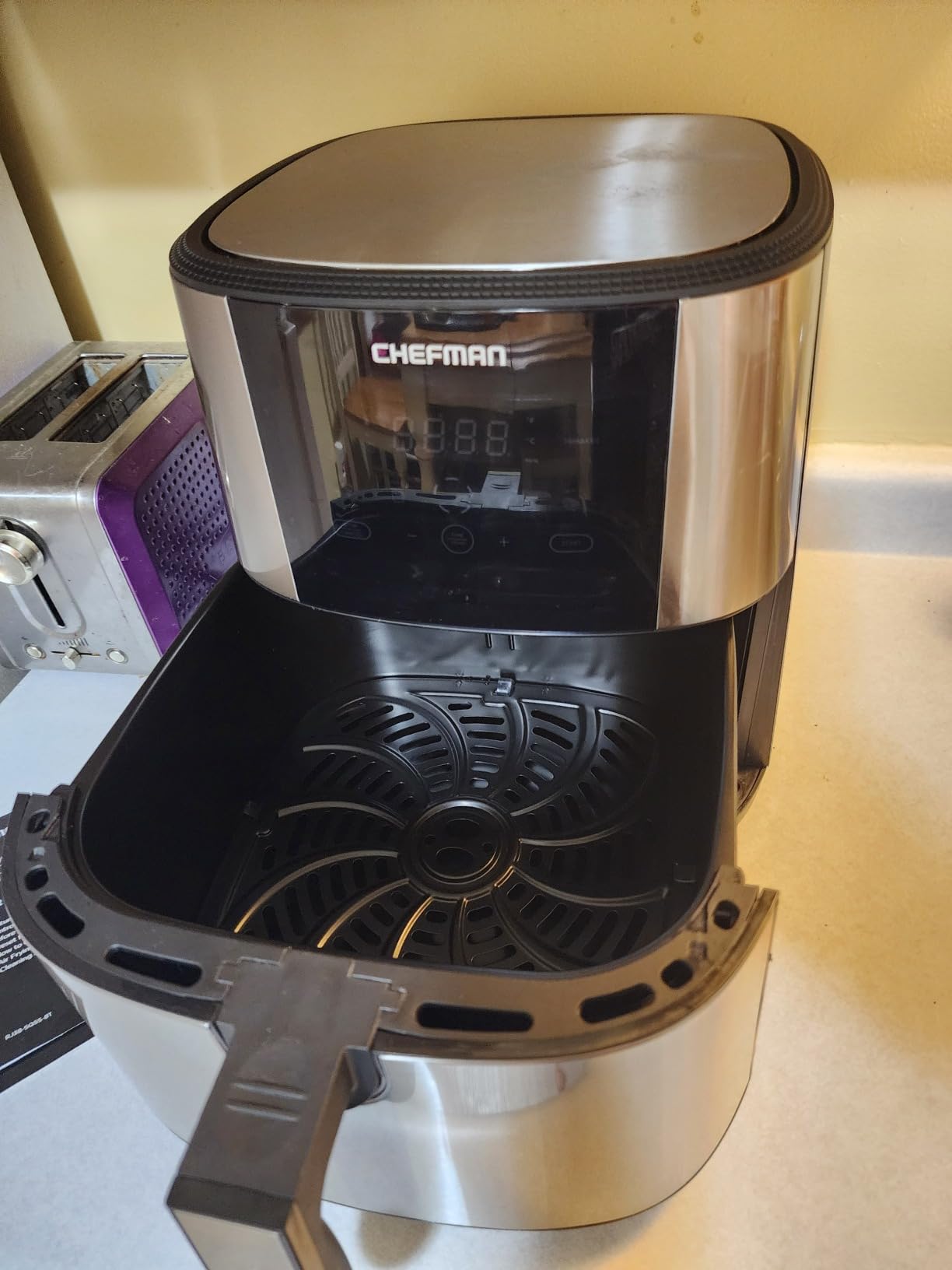 Chefman Air Fryer 8 Qt | TurboFry® 4-in-1 with 450°F Hi-Fry Option for Crispier Results | Bake, Dehydrate, Frozen | XL Nonstick Dishwasher-Safe Basket | Stainless Steel customer photo 2