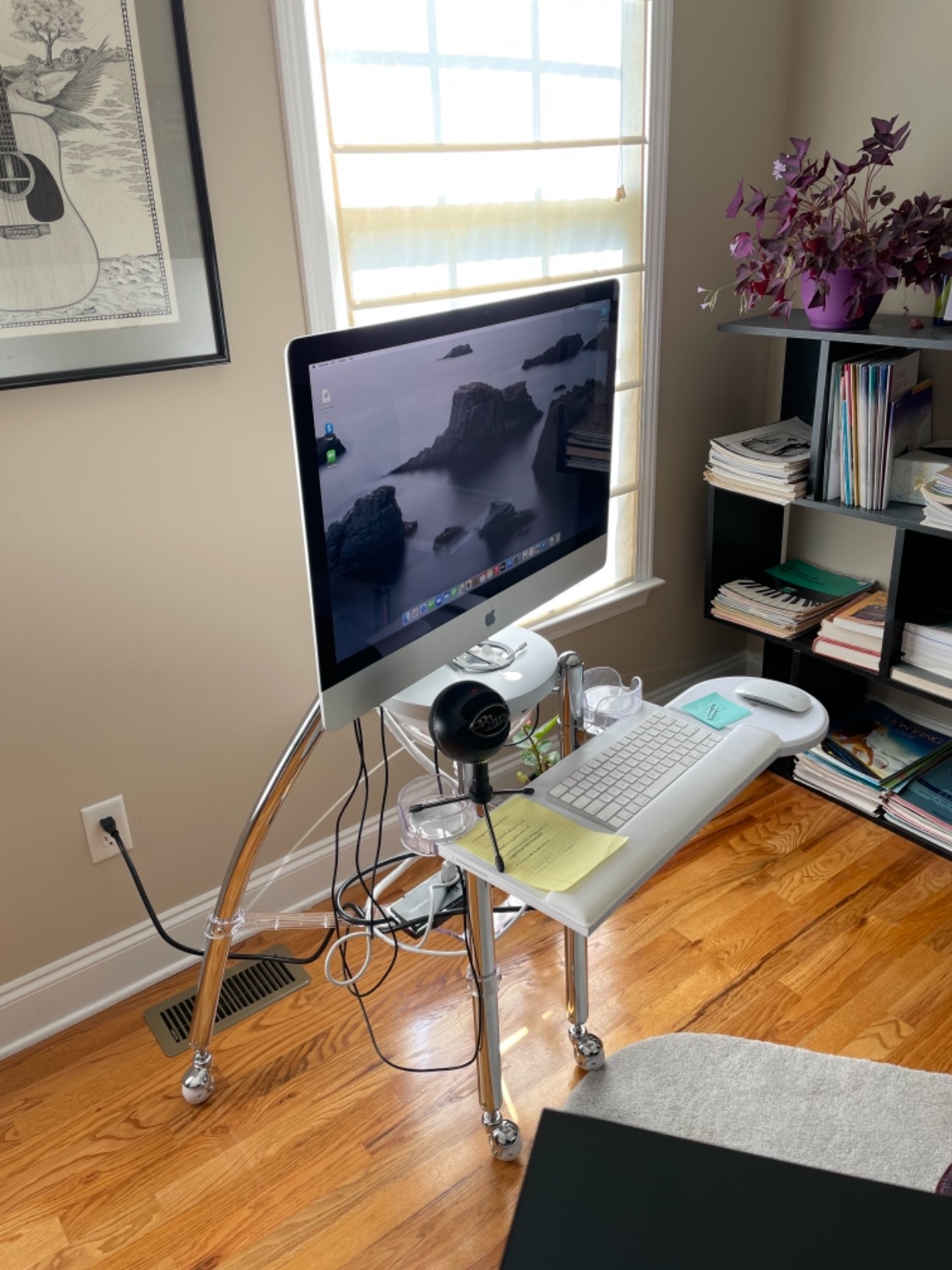 2020 Apple iMac with Retina 5K Display (27-inch, 8GB RAM, 512GB SSD Storage) customer photo 2