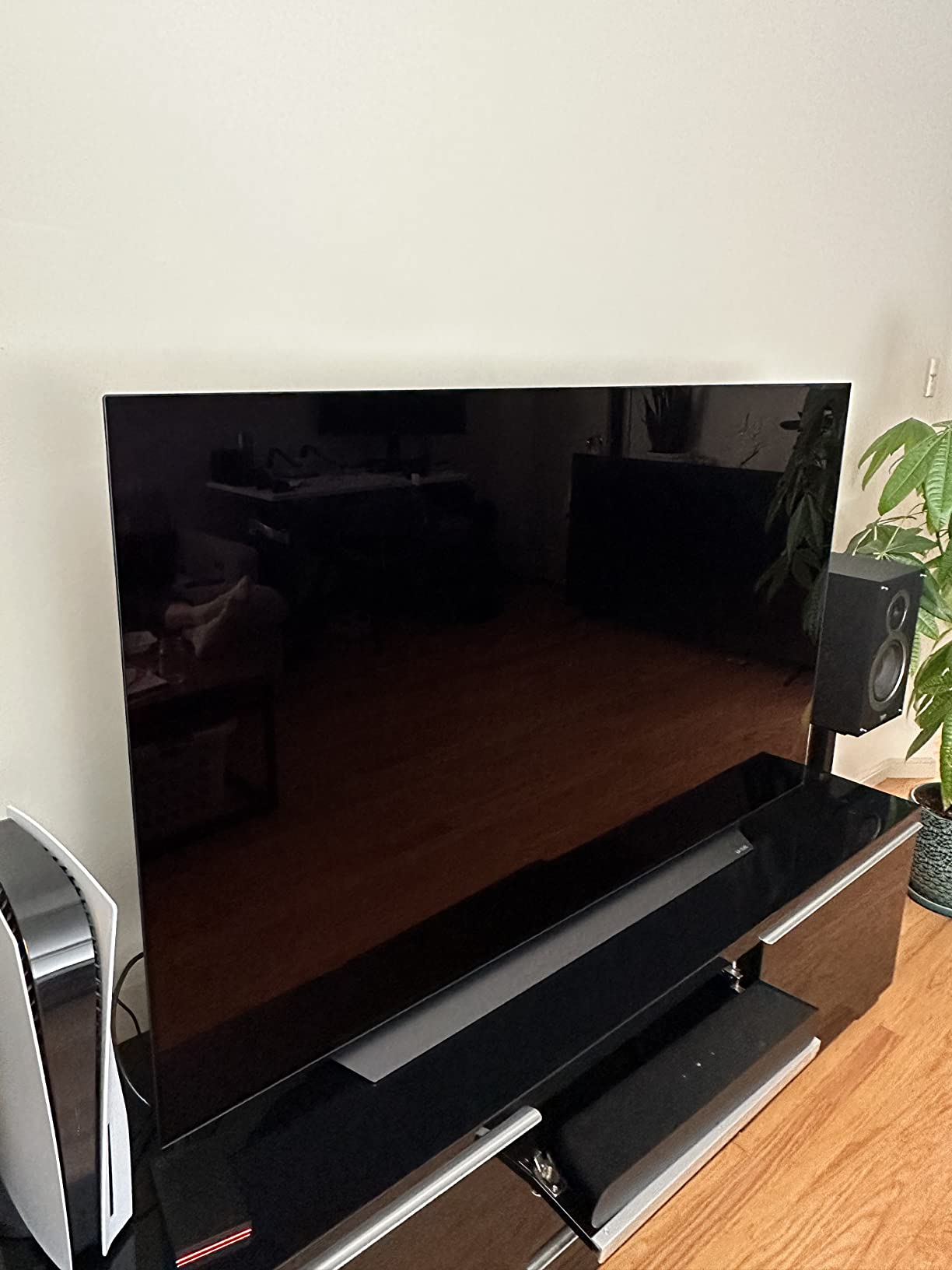 LG C1 Series 65-Inch Class OLED Smart TV OLED65C1PUB, 2021 - 4K TV, Alexa Built-in customer photo 2