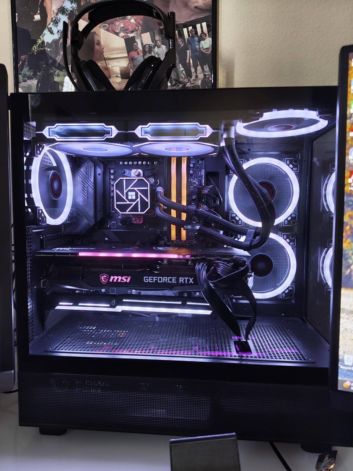 upHere 5V 3PIN Addressable RGB Graphics Card GPU Brace Support Video Card Sag Holder,Built-in 5V ARGB Strip,Adjustable Length and Height Support,G276ARGB customer photo 2