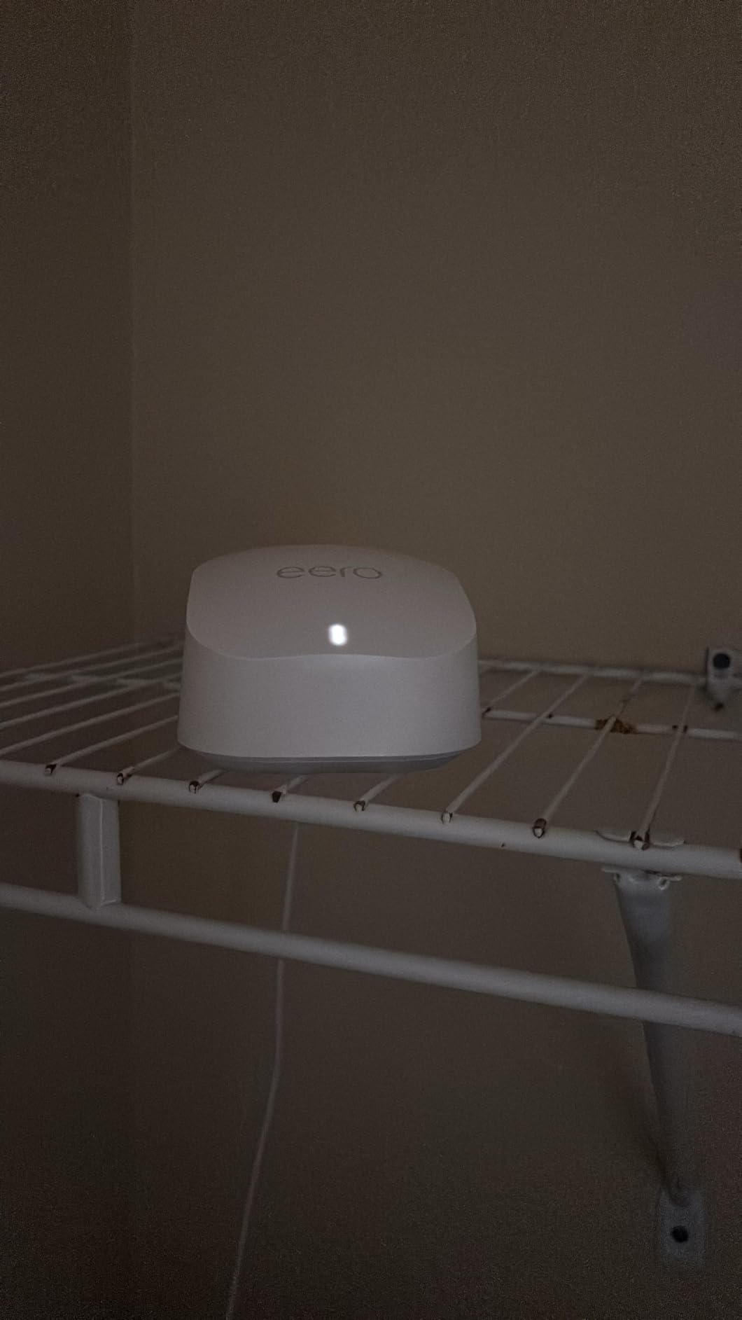 Amazon eero 6+ mesh wifi system - Supports internet plans up to a Gigabit, Coverage up to 4,500 sq. ft., Connect 75+ devices, 3-pack customer photo 1