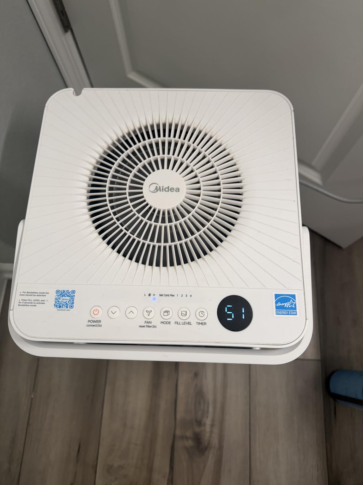 Midea Cube 20 Pint Dehumidifier for Basement, Up to 1,500 Sq. Ft. dehumidifier with drain hose, ENERGY STAR Certificated, Smart Control, Compatible with Alexa customer photo 1