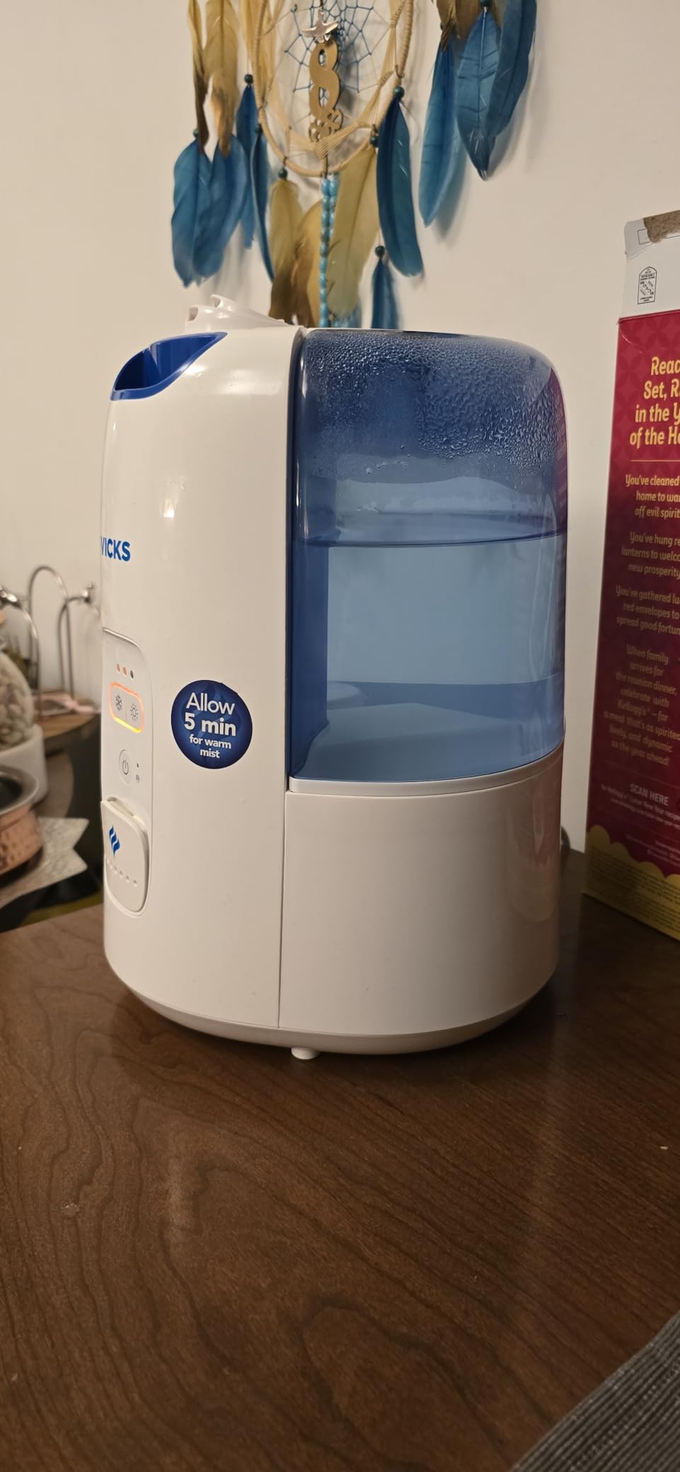 Dual Comfort Cool + Warm Mist Humidifier for Bedrooms With Fusion Technology, Compatible with Vicks VapoPads and VapoSteam, White customer photo 2