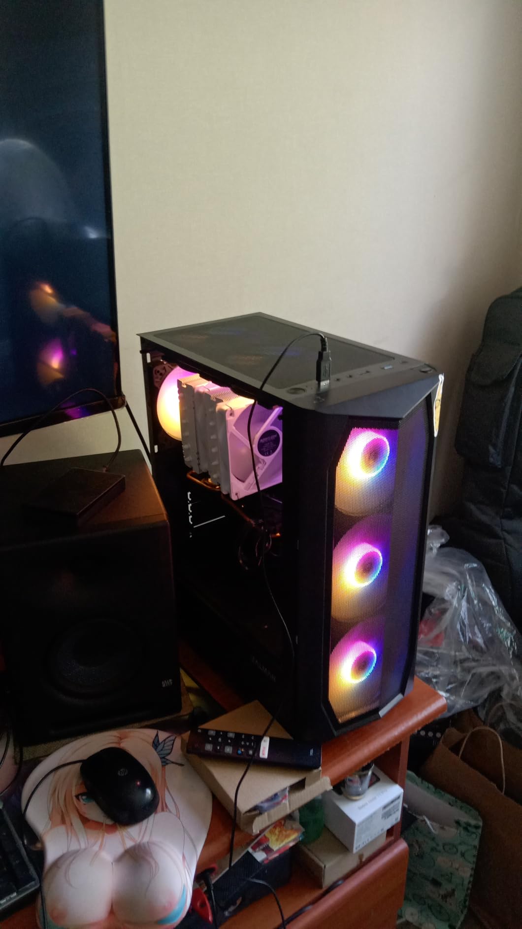 Intel Core i5-12600K Desktop Processor with Integrated Graphics and 10 (6P+4E) Cores up to 4.9 GHz Unlocked LGA1700 customer photo 2