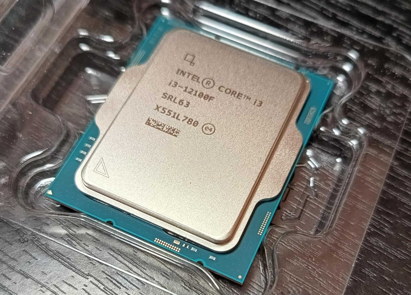 Intel Core i3-12100F 12th Gen Desktop Processor, PCIe Gen 5.0 & 4.0 support, DDR5 and DDR4 support customer photo 2