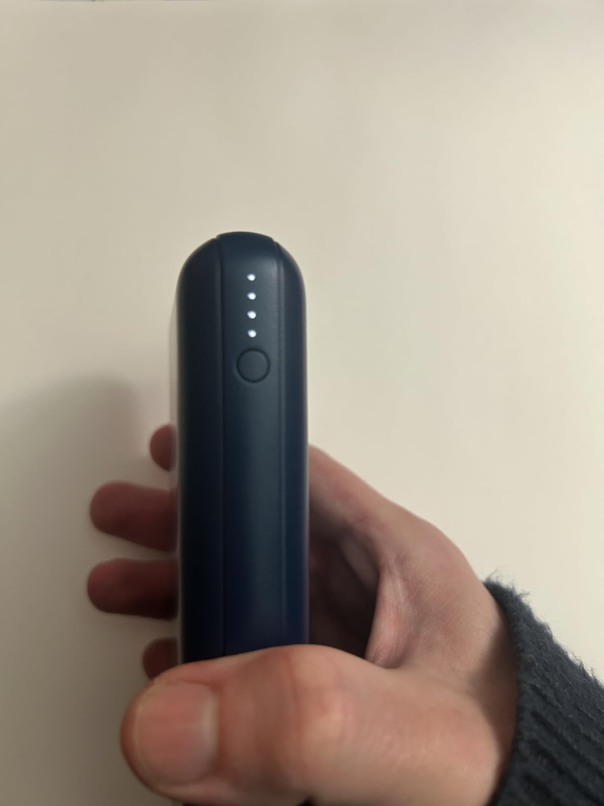 Belkin Portable Charger, USB-C Power Bank 20000 mAh w/ 2 USB-A Ports, 15W w/ Type-A to Type-C Cable - iPhone 17, Air, Pro, Pro Max, AirPods, Apple Watch, Samsung Galaxy S25, Google Pixel 10 - Black customer photo 2