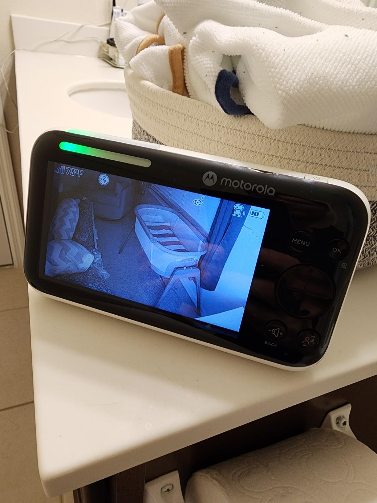 Motorola WiFi Video Baby Monitor with Camera and Audio, 5