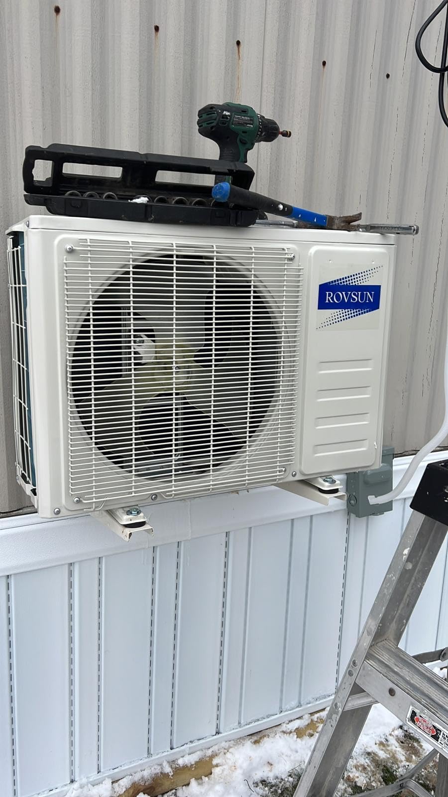 9000 BTU Mini Split AC/Heating System with Inverter, 19 SEER2 Energy Saving 115V Ductless Split-System Air Conditioner with Pre-Charged Condenser, Heat Pump, Remote Control & Installation Kit customer photo 1