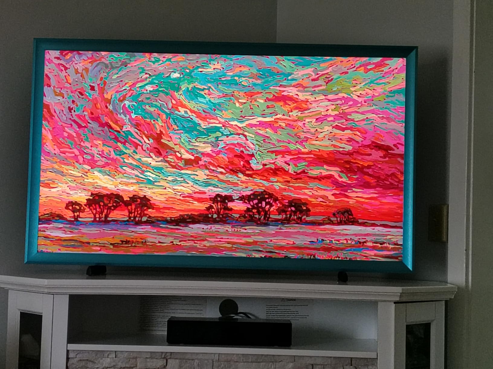50-Inch Class QLED 4K The Frame LS03B Series, Quantum HDR, Art Mode, Anti-Reflection Matte Display, Slim Fit Wall Mount Included, Smart TV w/ Alexa Built-In (QN50LS03BAFXZA) customer photo 1