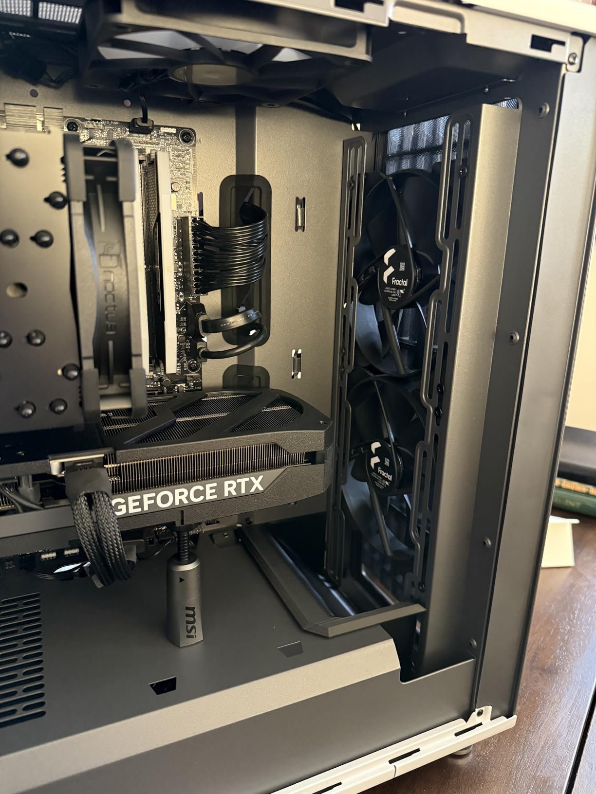 Fractal Design North Charcoal Black Tempered Glass Dark - Genuine Walnut Wood Front - Glass Side Panel - Two 140mm Aspect PWM Fans Included - Type C USB - ATX Airflow Mid Tower PC Gaming Case customer photo 2