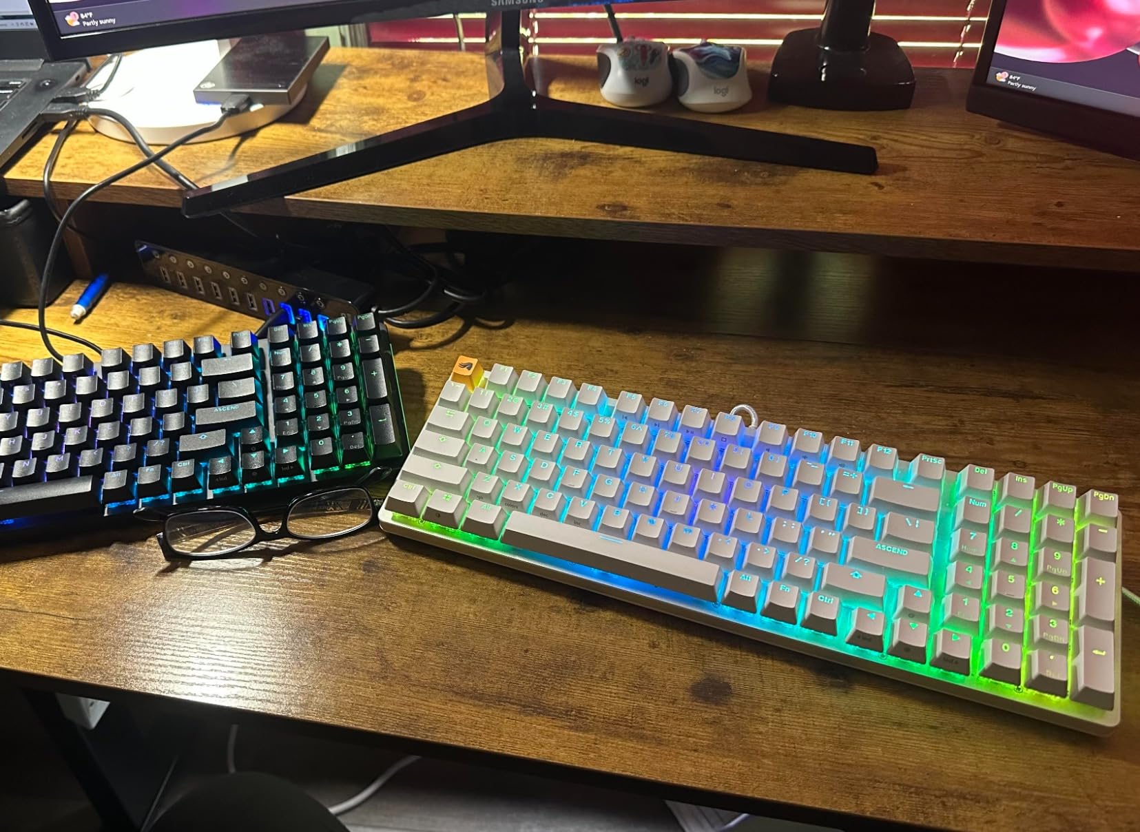 Glorious GMMK 2 Gaming Mechanical Keyboard - Hotswap Cherry MX Style Linear Switches, Full Size Wired, Double Shot Keycaps, RGB - 96% customer photo 1