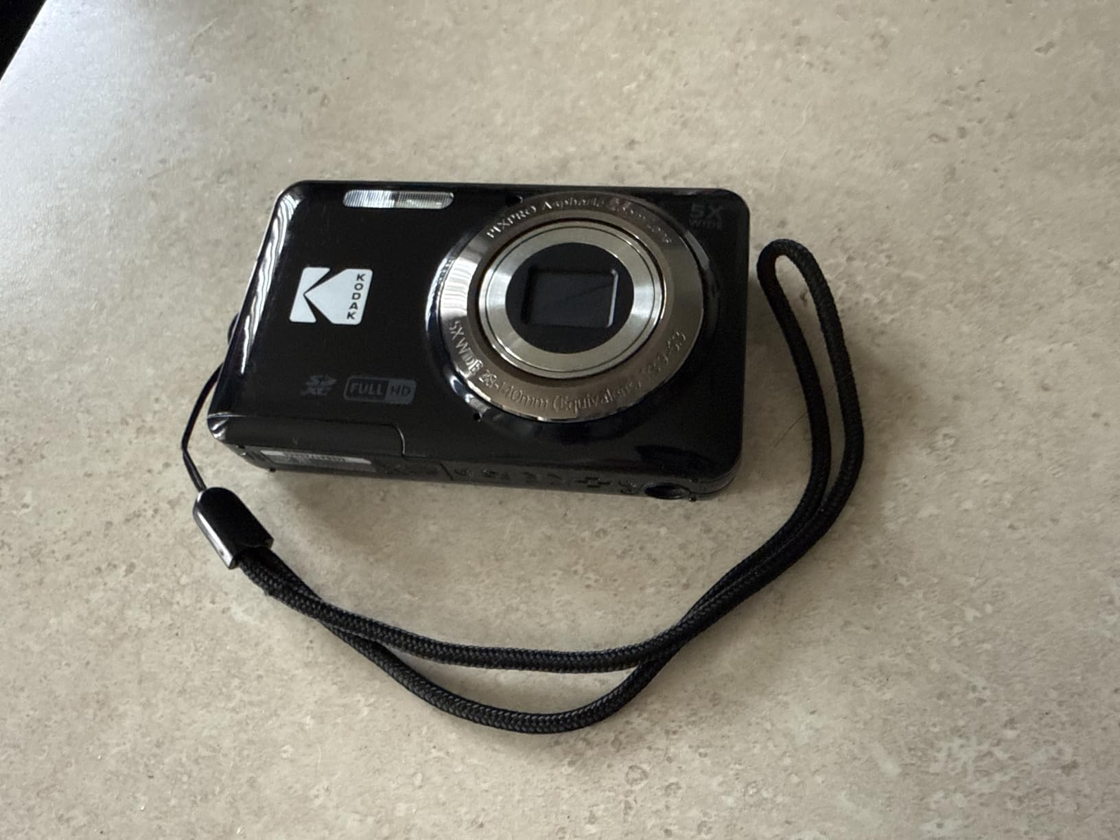 Kodak PIXPRO FZ55 Digital Camera, Compact Point & Shoot with 16MP Sensor, 5X Optical Zoom, 28mm Wide Angle, 1080p Video, Blue customer photo 2
