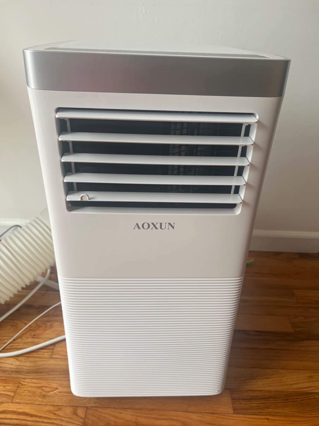 Aoxun 10000BTU Portable Air Conditioner with Heater, 5-in-1 Portable AC Unit with Cooling & Heating, Fan & Dehumidifier up to 450 sq.ft, 24H Timer, Remote Control and Window Kit Included, White customer photo 2