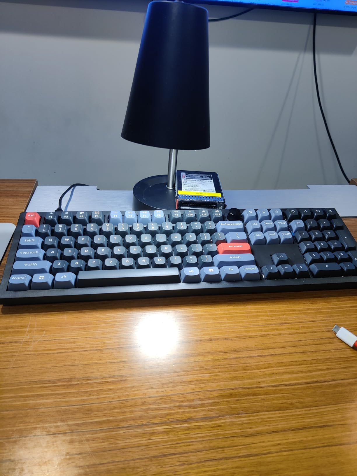 Keychron V6 Wired Custom Mechanical Keyboard Knob Version, Full-size QMK/VIA Programmable with Hot-swappable Keychron K Pro Brown Switch, Mac Windows Linux customer photo 2