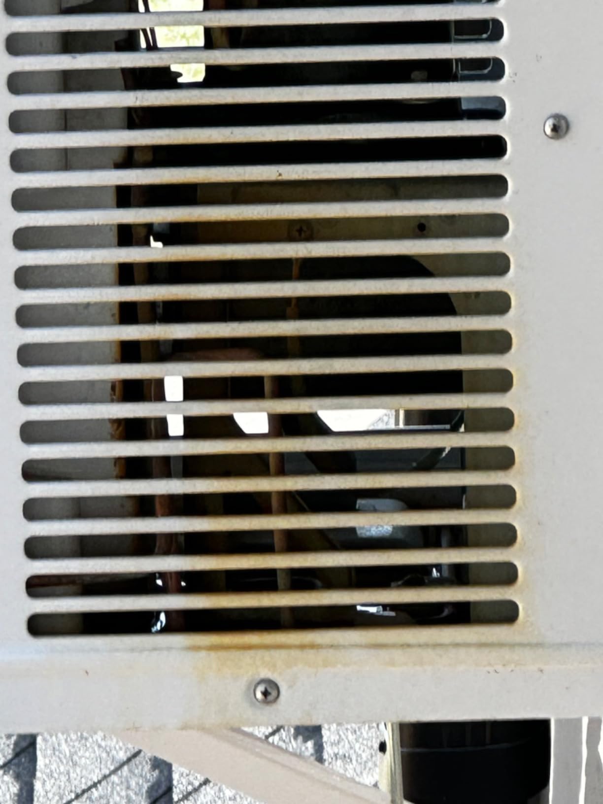 Midea Arctic King 10,000 BTU Slide Casement Room Air Conditioner customer photo 2